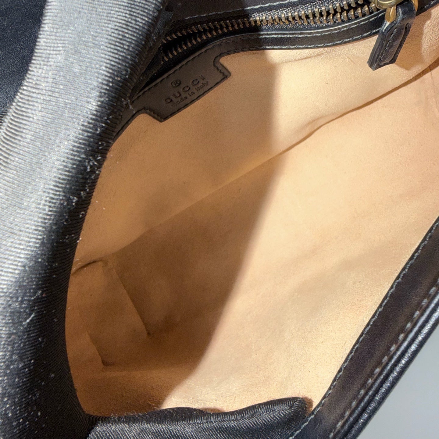 Gucci - Marmont - Leather - Black - (medium)