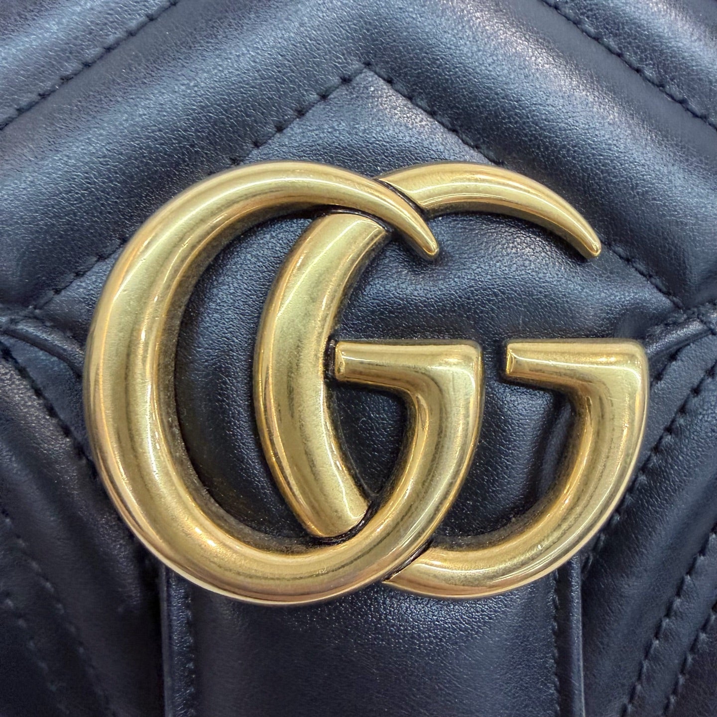 Gucci - Marmont - Leather - Black - (medium)