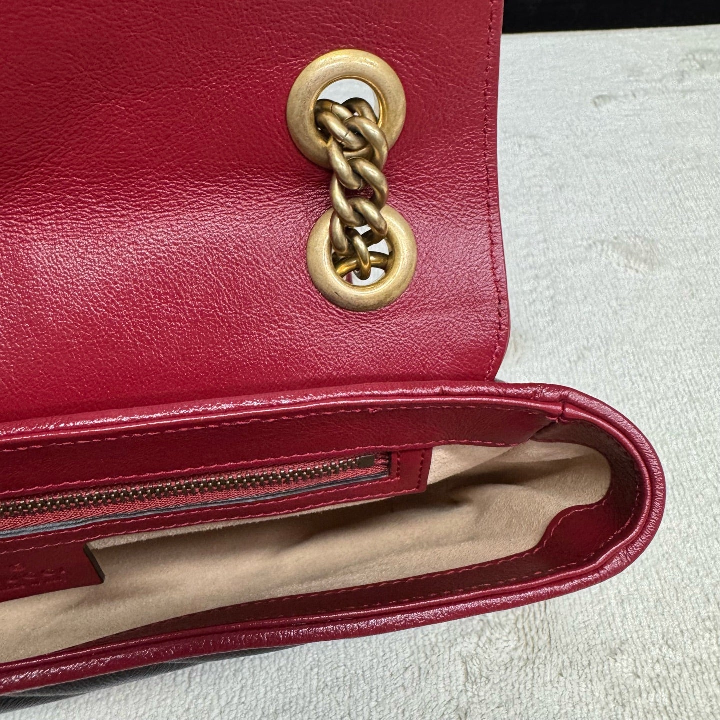 Gucci - Marmont - Leather - Black - (medium)