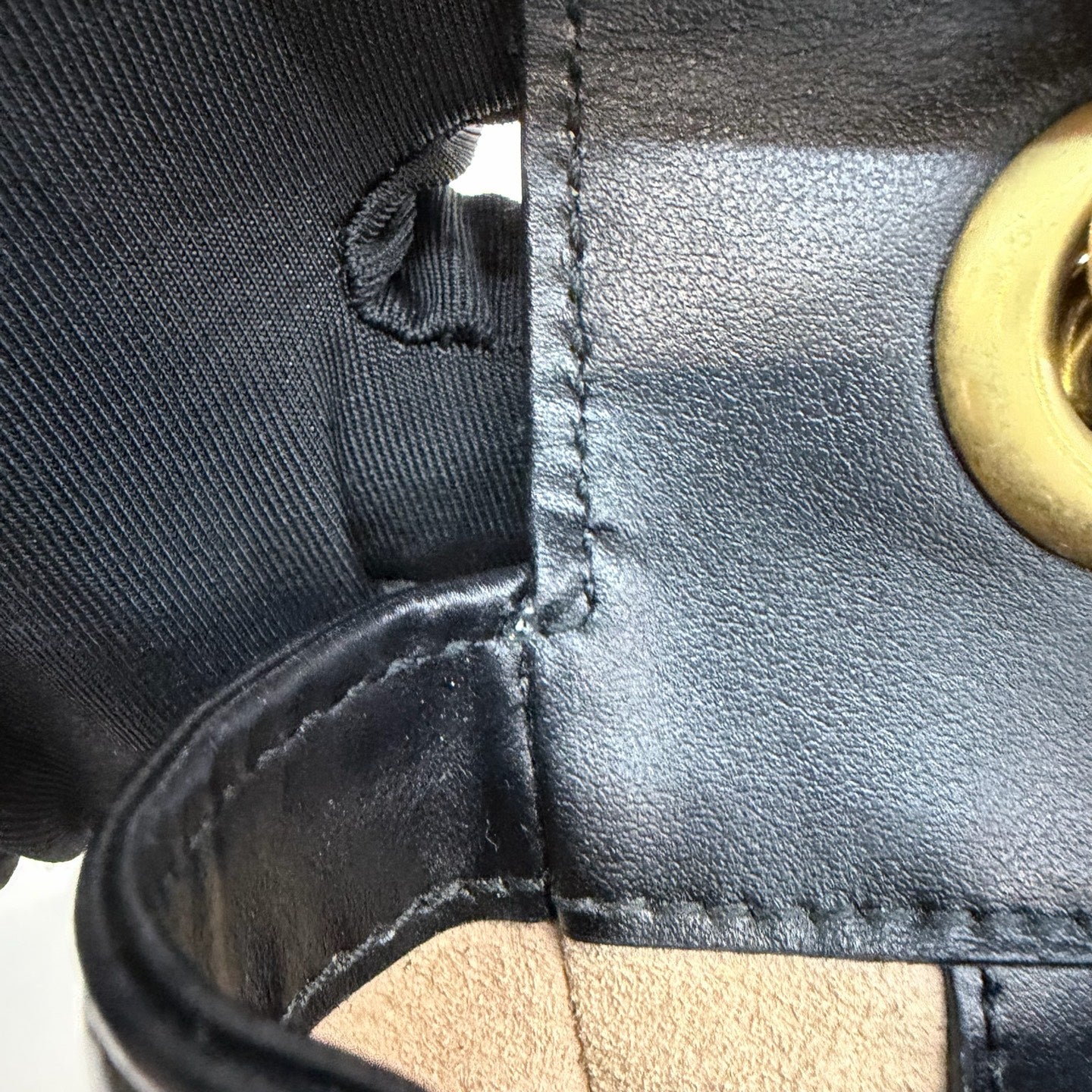 Gucci - Marmont - Leather - Black - (medium)