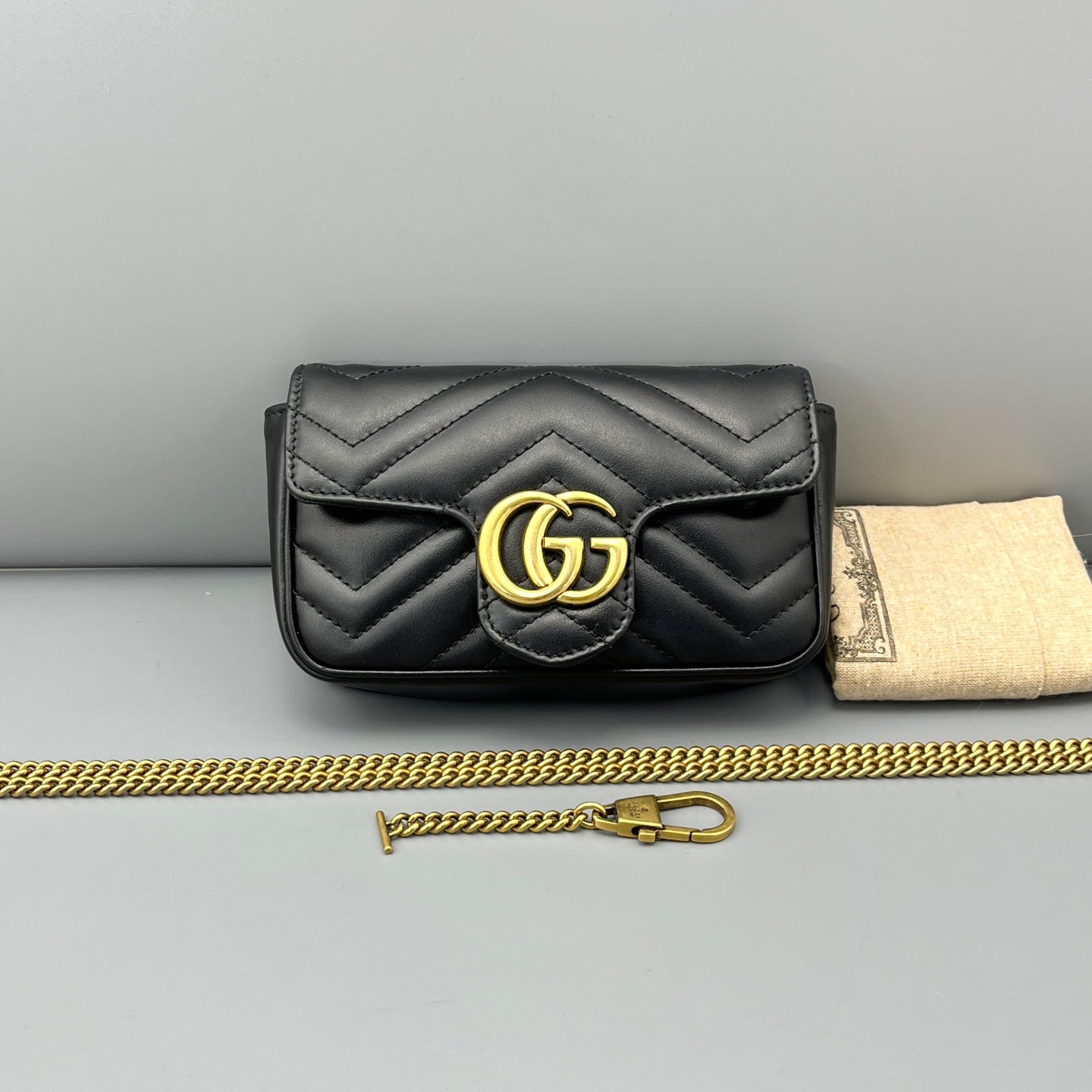 Gucci - Marmont - Leather - Black - (mini)