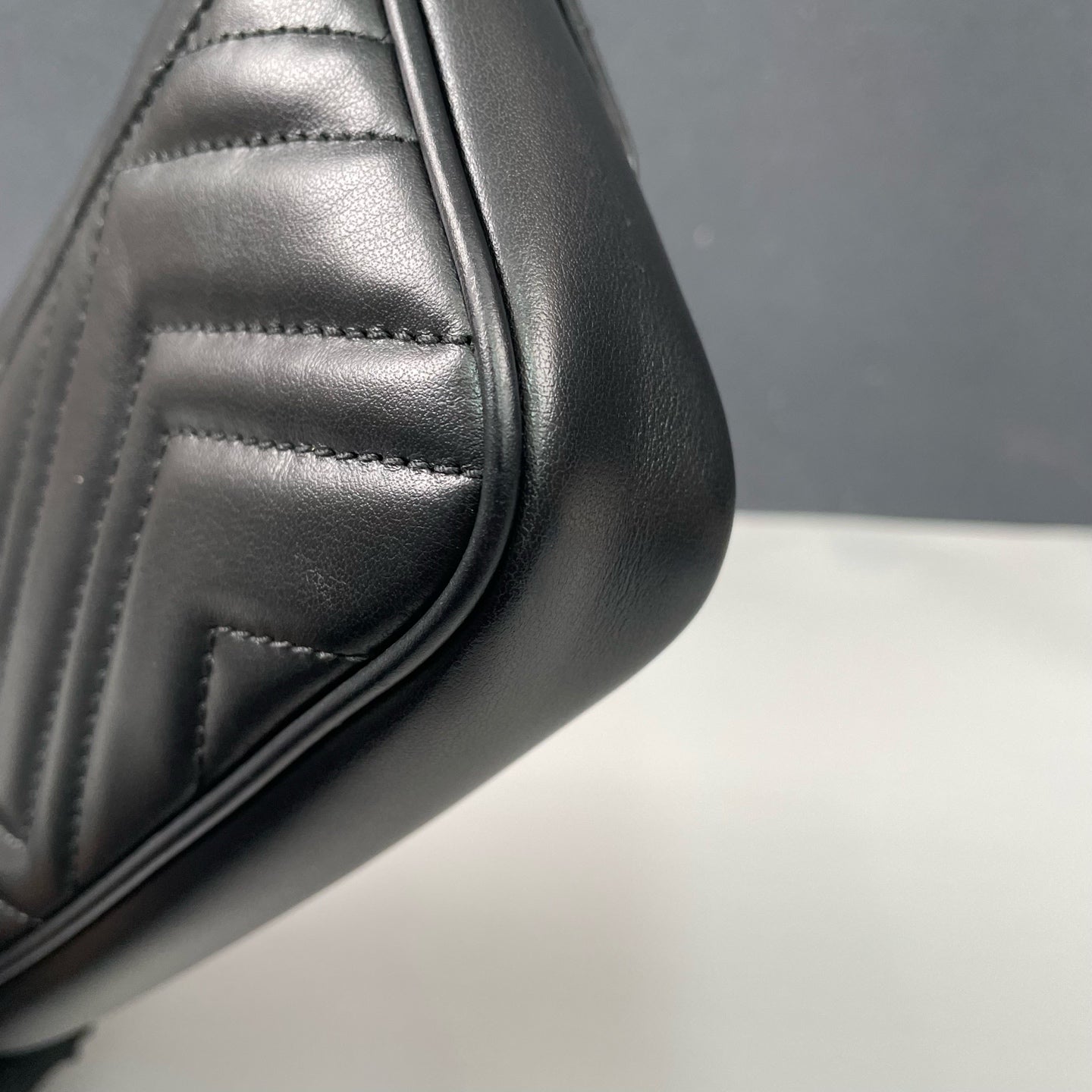 Gucci - Marmont - Leather - Black - (mini)