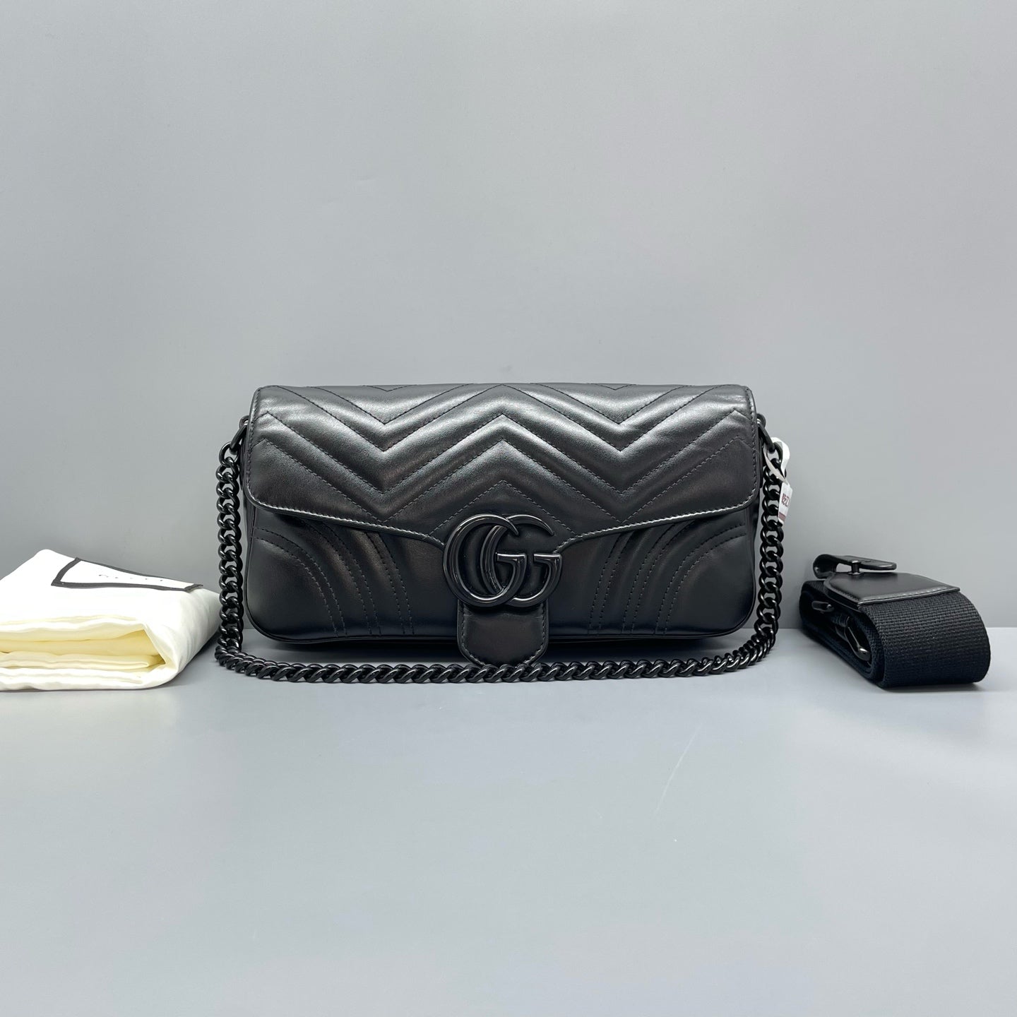 Gucci - Marmont - Leather - Black - (small)