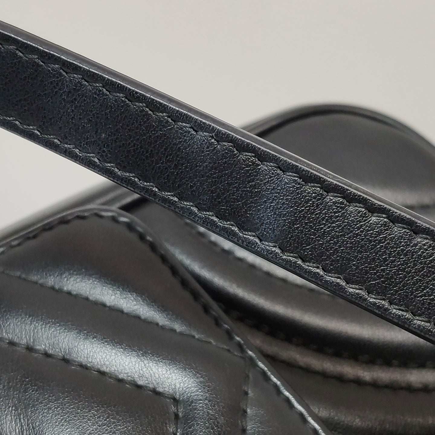 Gucci - Marmont - Leather - Black - (small)