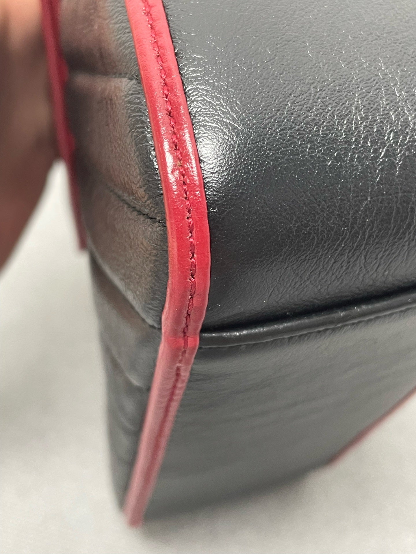 Gucci - Marmont - Leather - Black - (small)