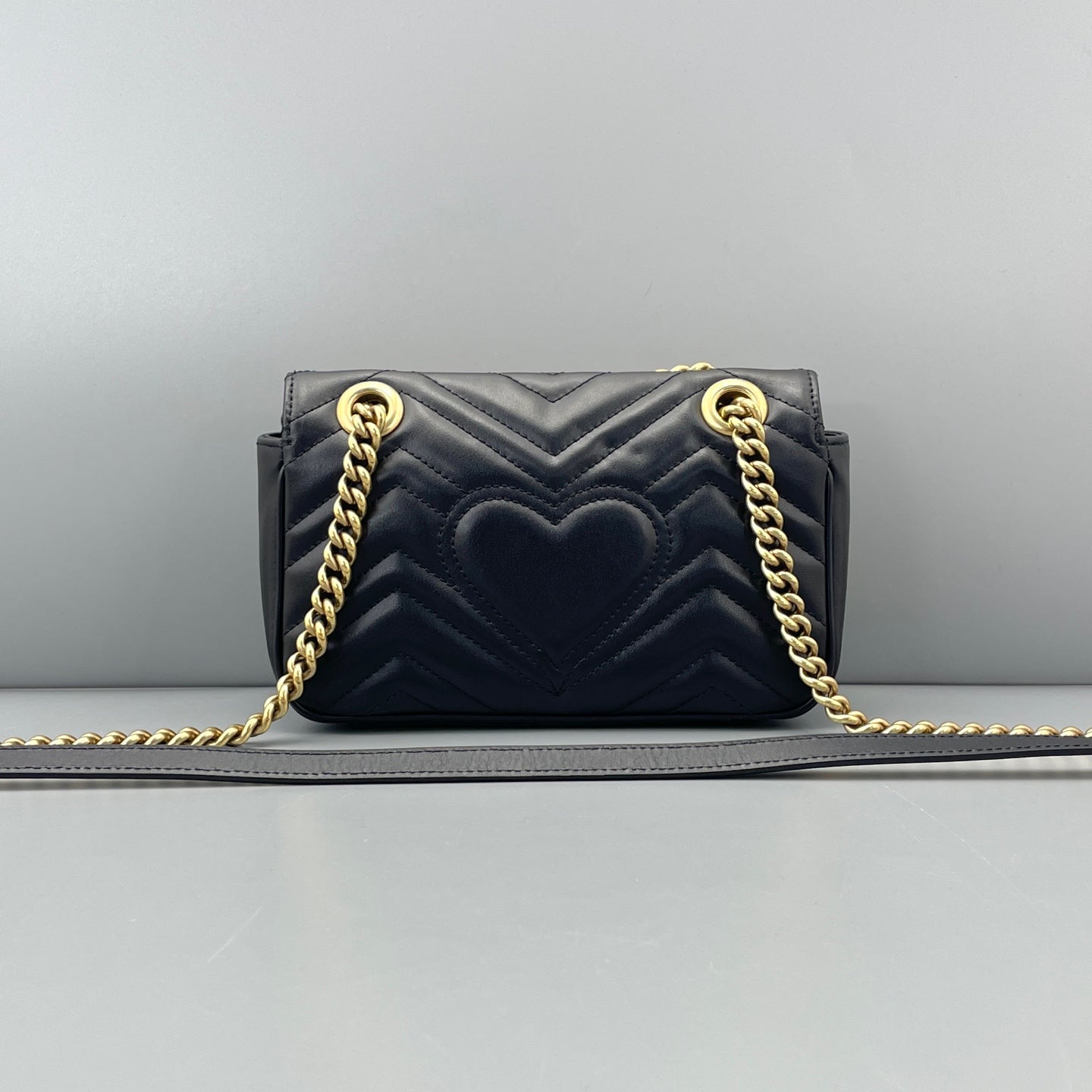 Gucci - Marmont - Leather - Black with gold-tone hardware - (mini)