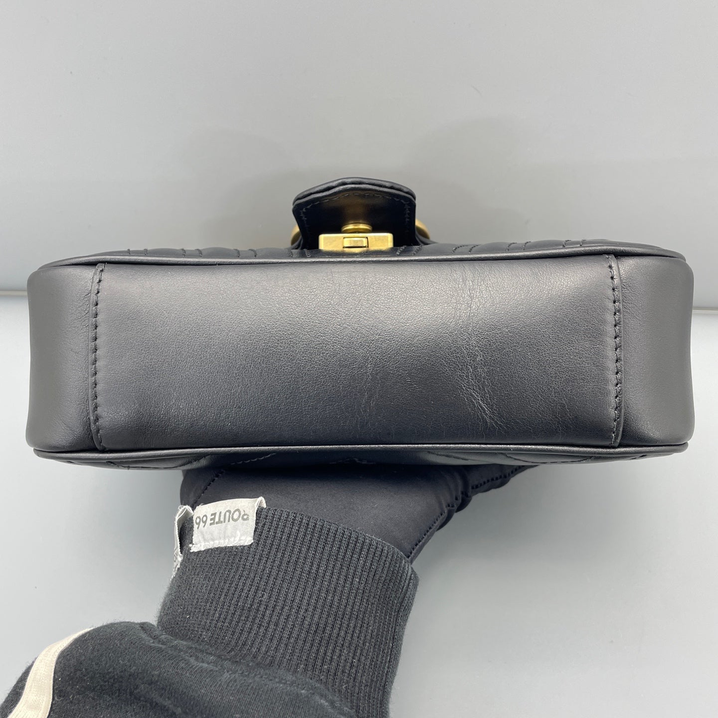 Gucci - Marmont - Leather - Black with gold-tone hardware - (mini)