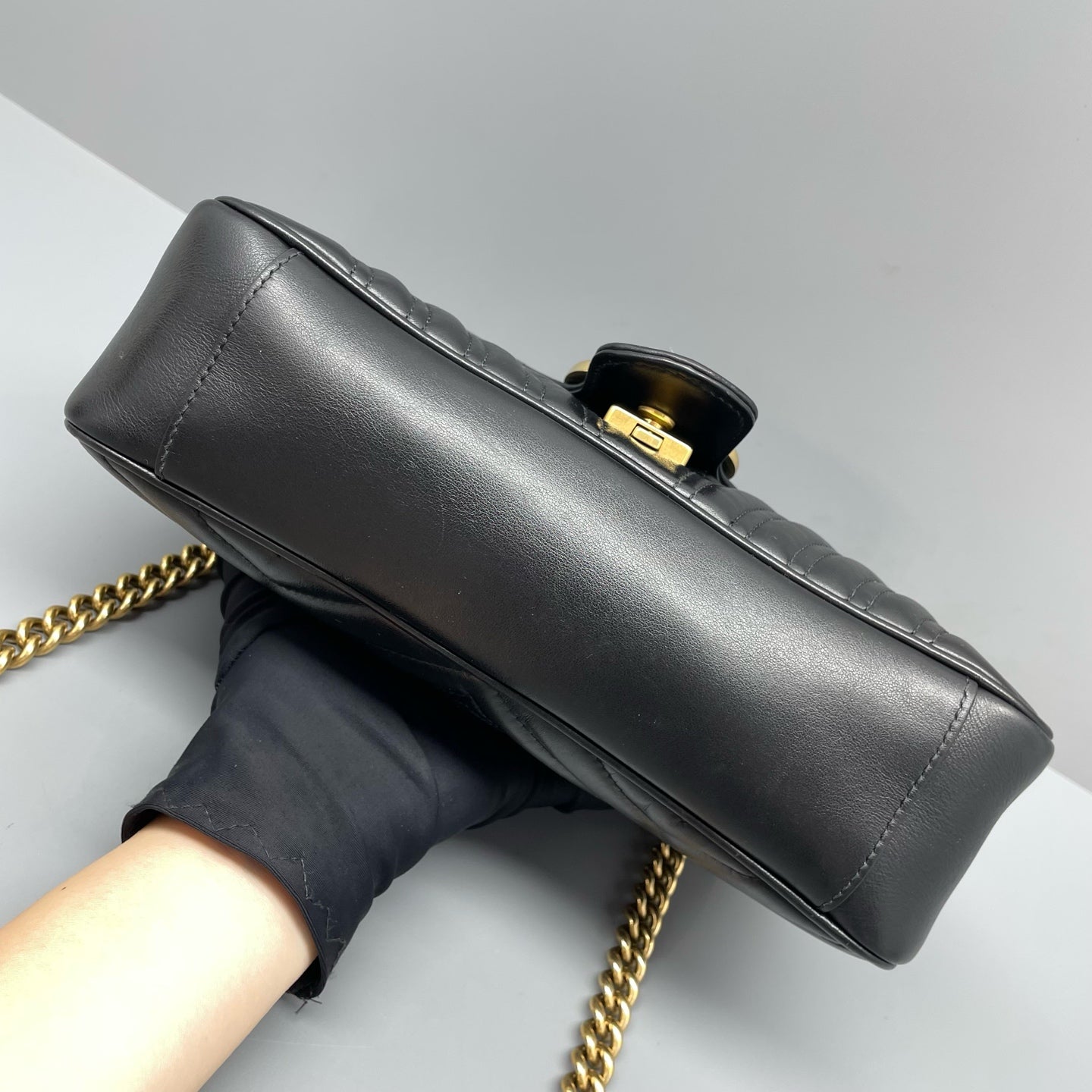 Gucci - Marmont - Leather - Black with Gold-Tone Hardware - (small)