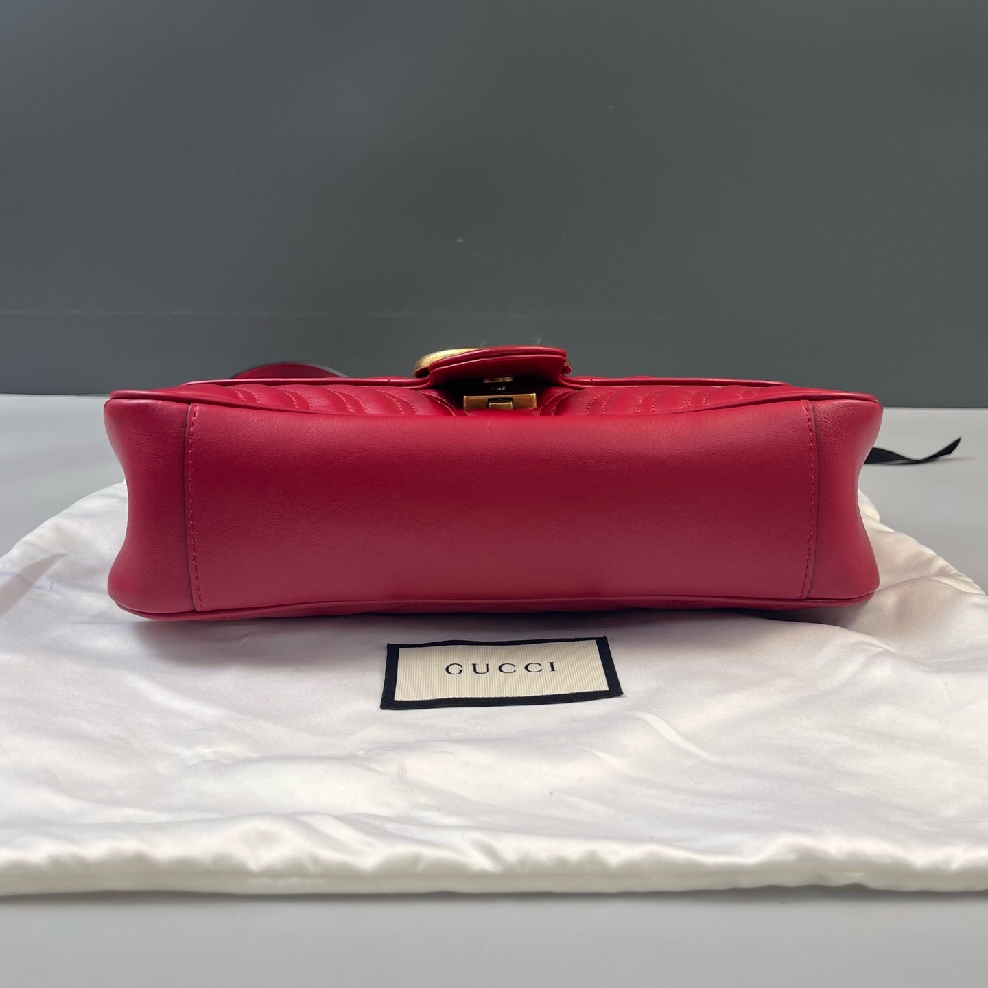 Gucci - Marmont - Leather - Red - (medium)