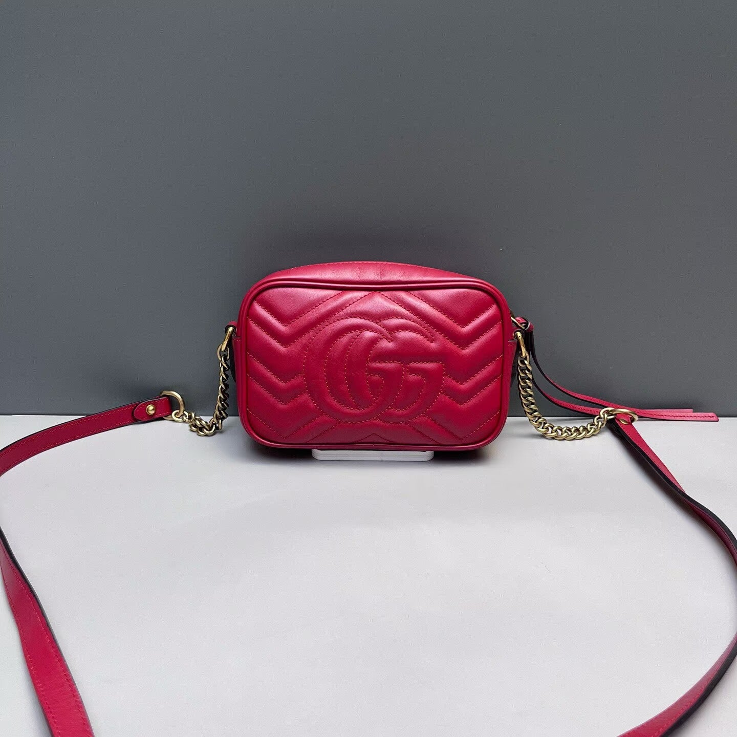 Gucci - Marmont - Leather - Red with Gold-Tone Hardware - (Mini)