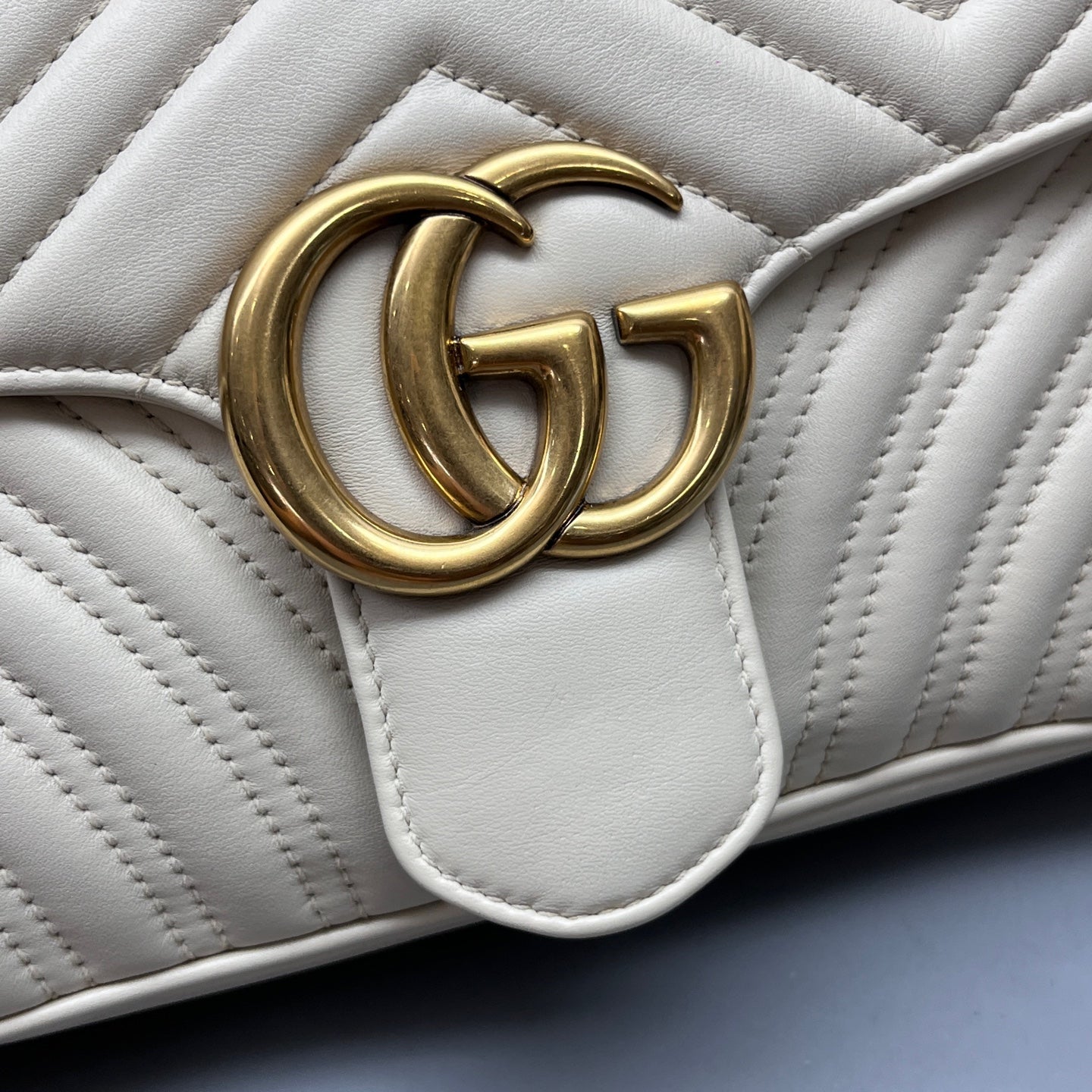 Gucci - Marmont - Leather - White - (medium)