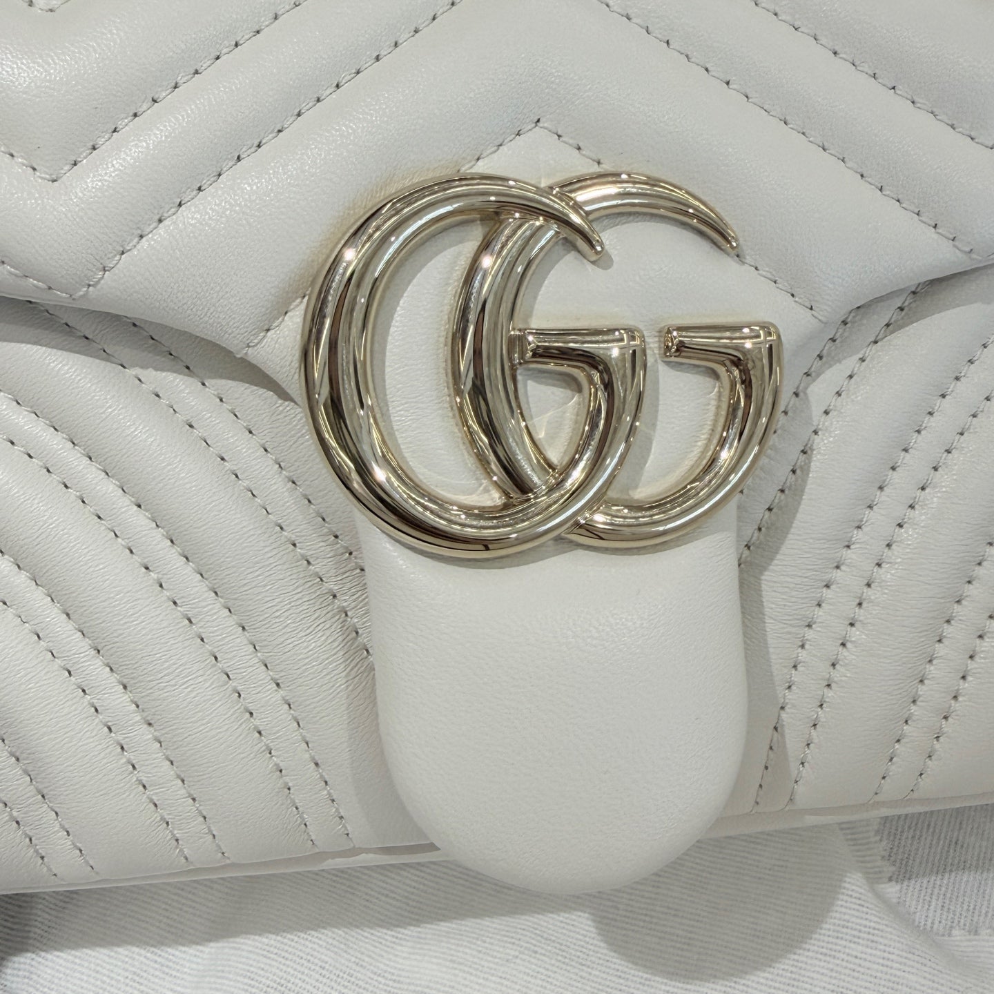 Gucci - Marmont - Leather - White - (medium)