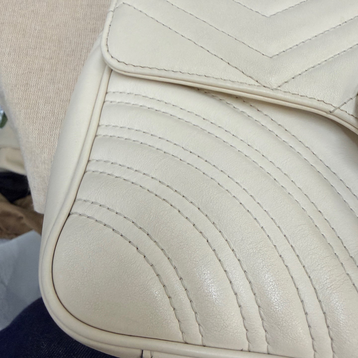 Gucci - Marmont - Leather - White - (small)