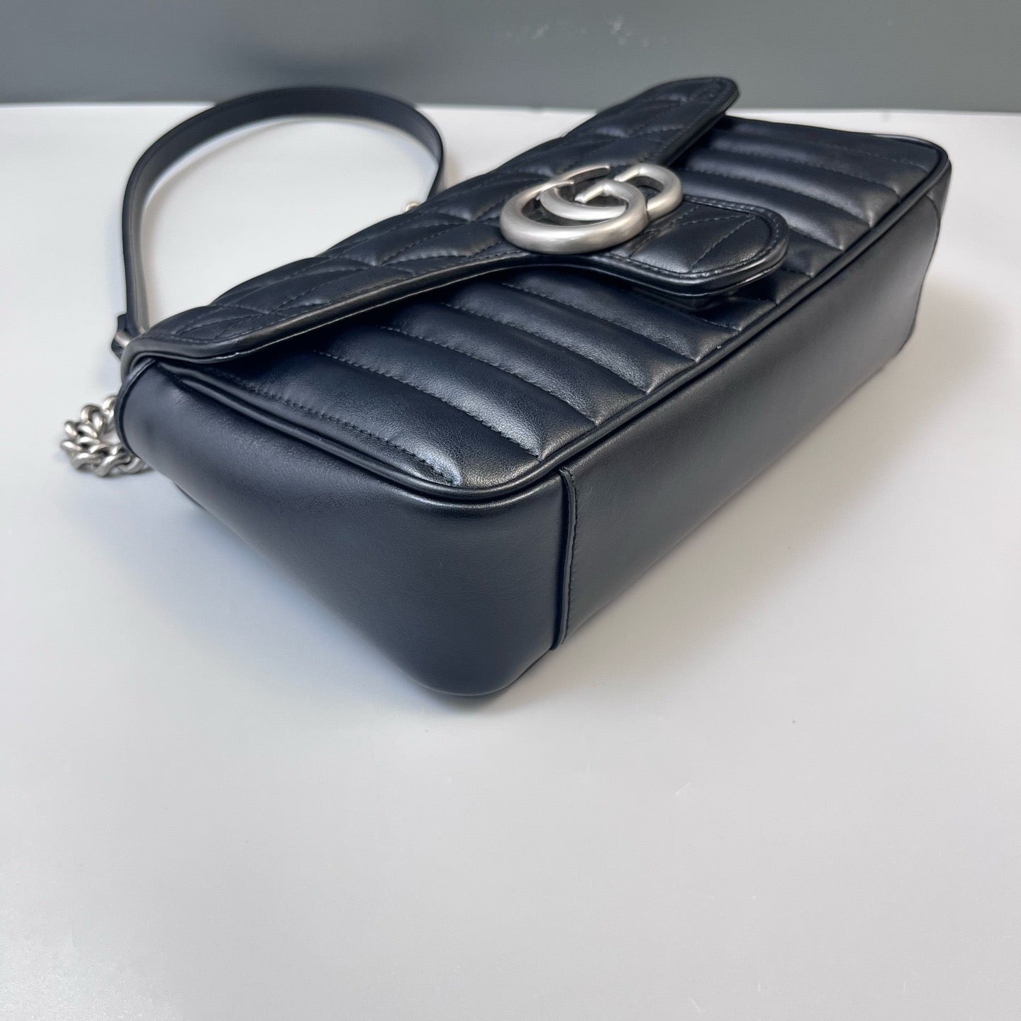 Gucci - Marmont Matelassé Chain Shoulder Bag - Leather - Black - (medium)