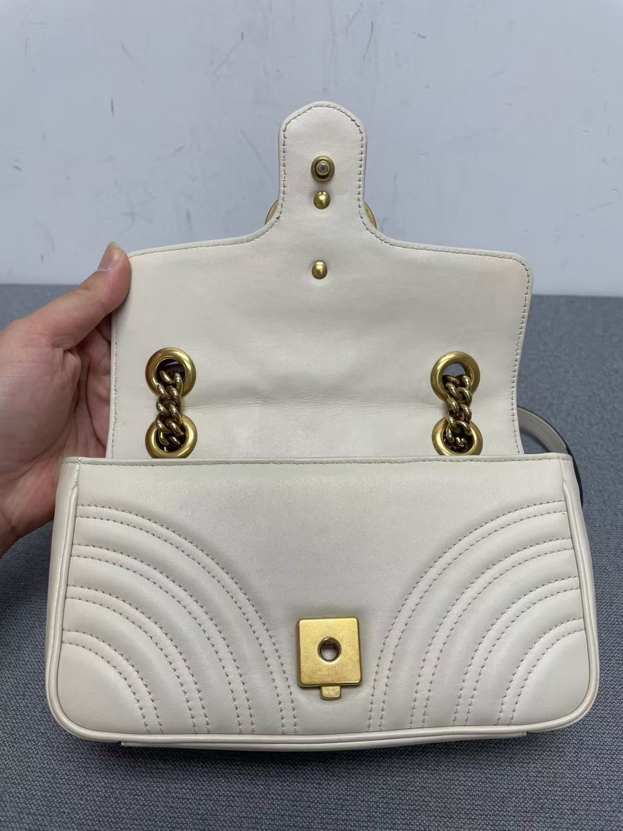 Gucci - Marmont Matelassé Mini - Leather - White with Antiqued Gold-Tone Hardware - (mini)