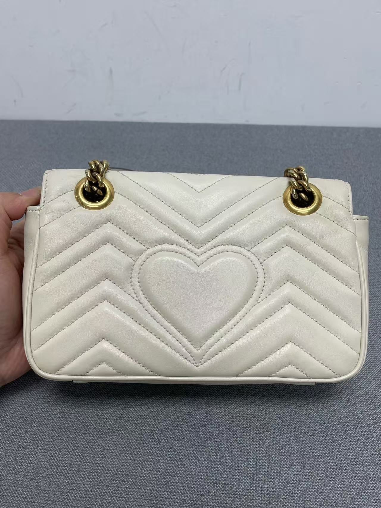 Gucci - Marmont Matelassé Mini - Leather - White with Antiqued Gold-Tone Hardware - (mini)