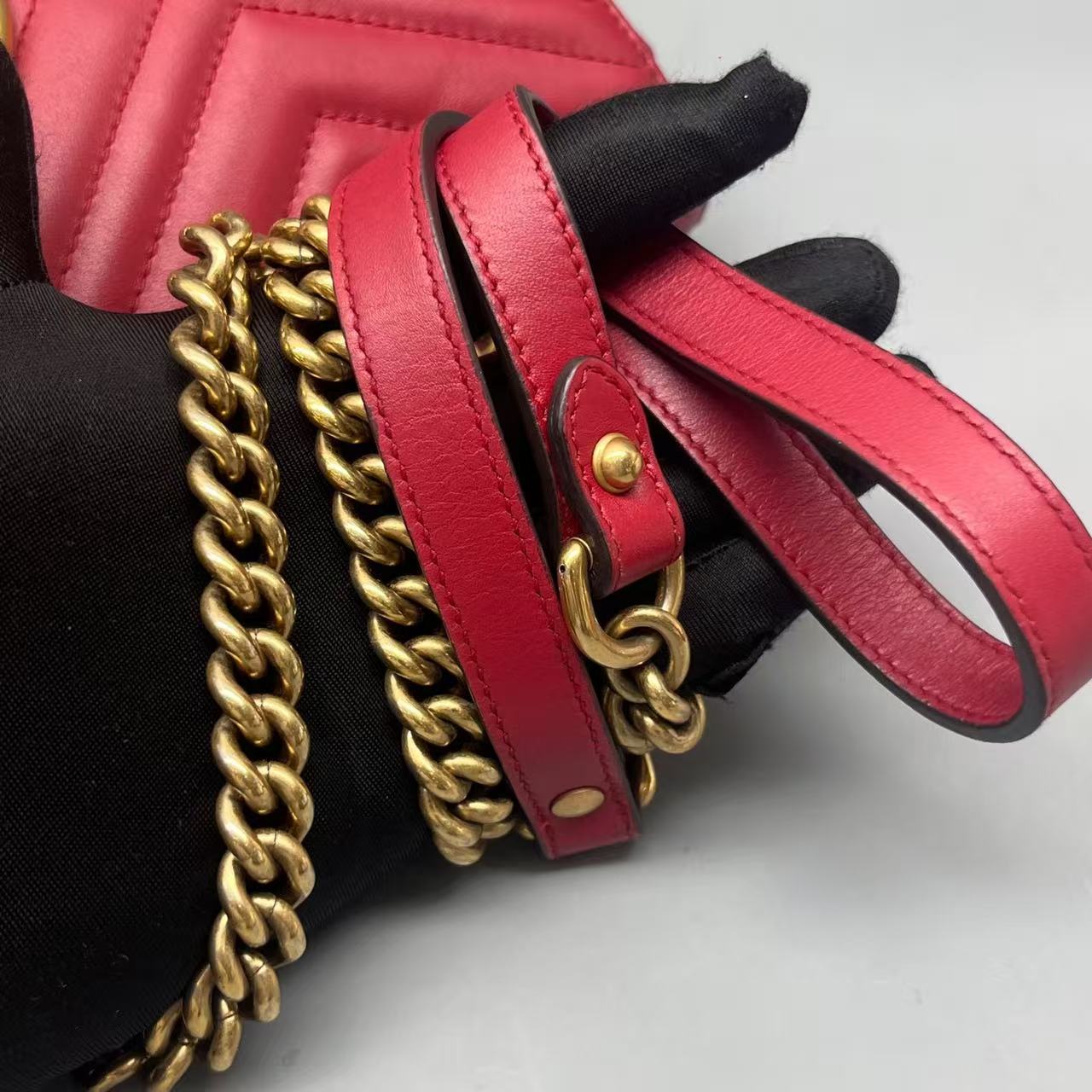 Gucci - Marmont Matelassé Shoulder Bag - Leather - Red - (Medium)