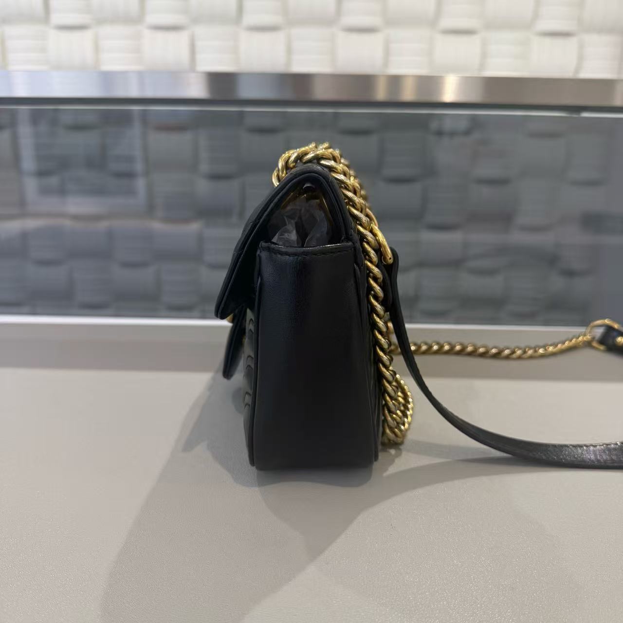 Gucci - Marmont Matelassé Small Shoulder Bag - Calfskin leather - Black - (small)