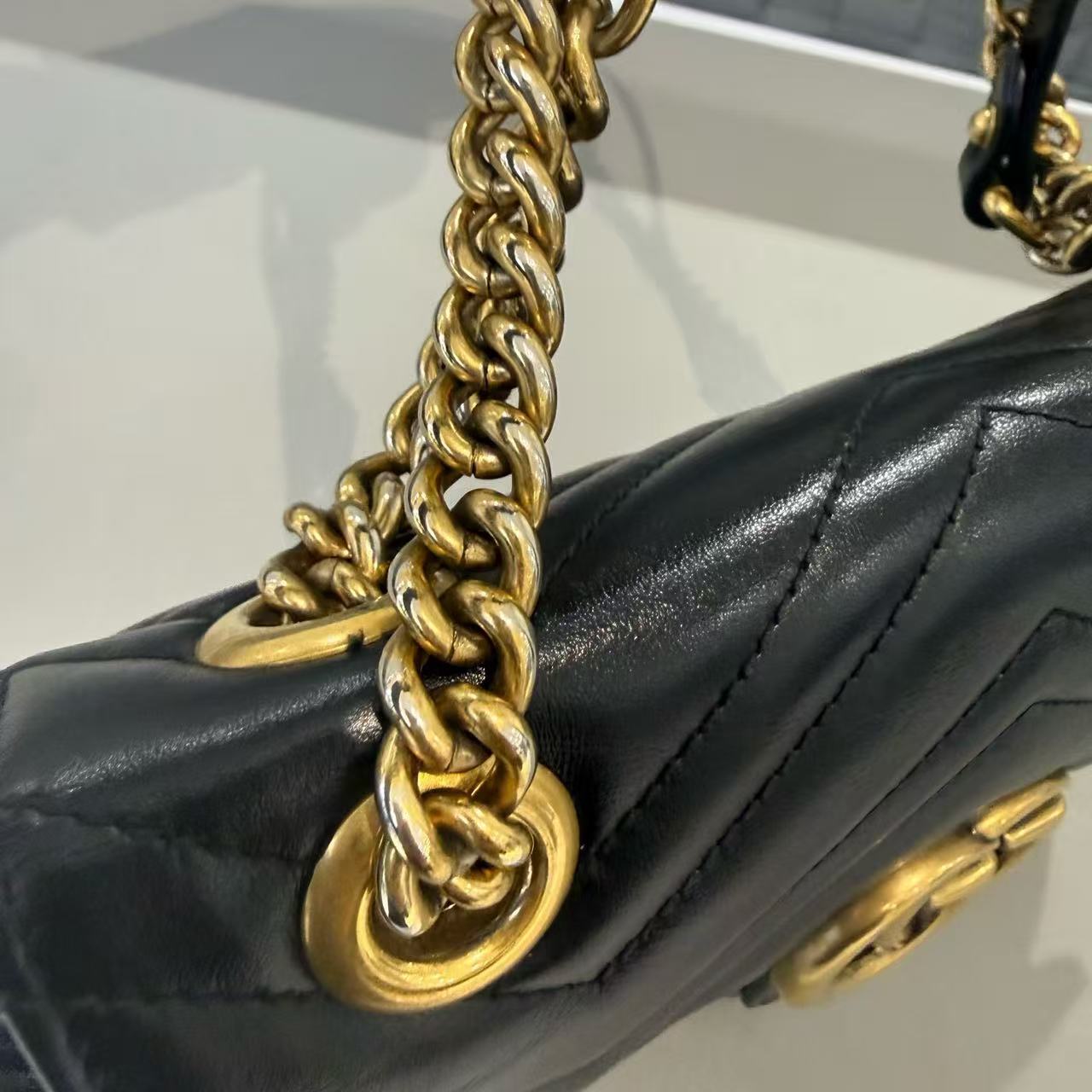 Gucci - Marmont Matelassé Small Shoulder Bag - Calfskin leather - Black - (small)
