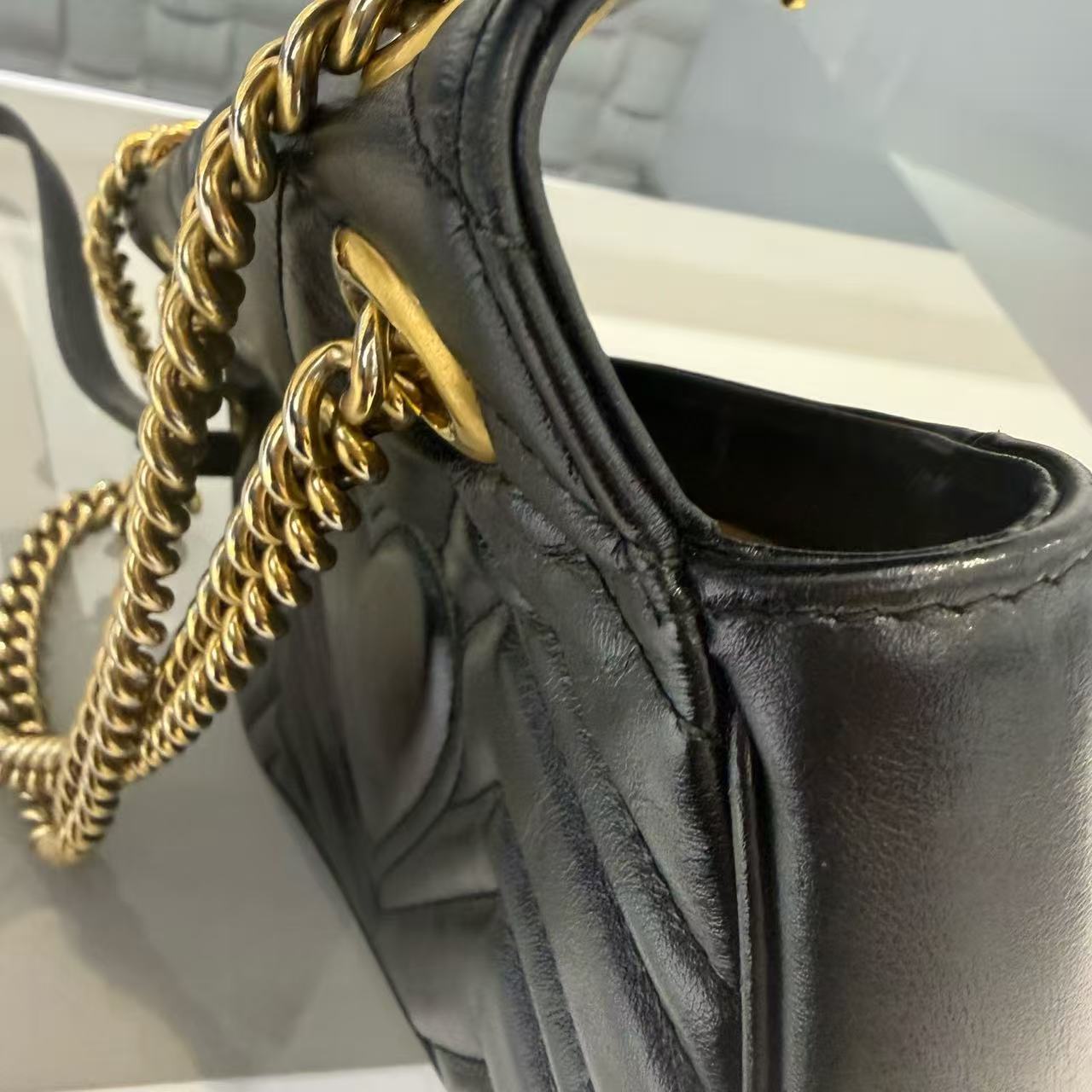 Gucci - Marmont Matelassé Small Shoulder Bag - Calfskin leather - Black - (small)