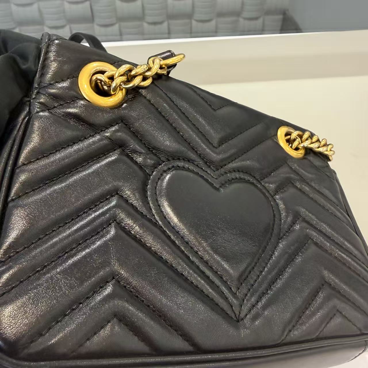 Gucci - Marmont Matelassé Small Shoulder Bag - Calfskin leather - Black - (small)