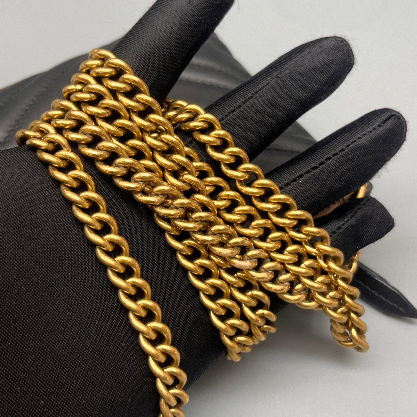 Gucci - Marmont Matelassé Wallet on Chain - Leather - Black - (mini)