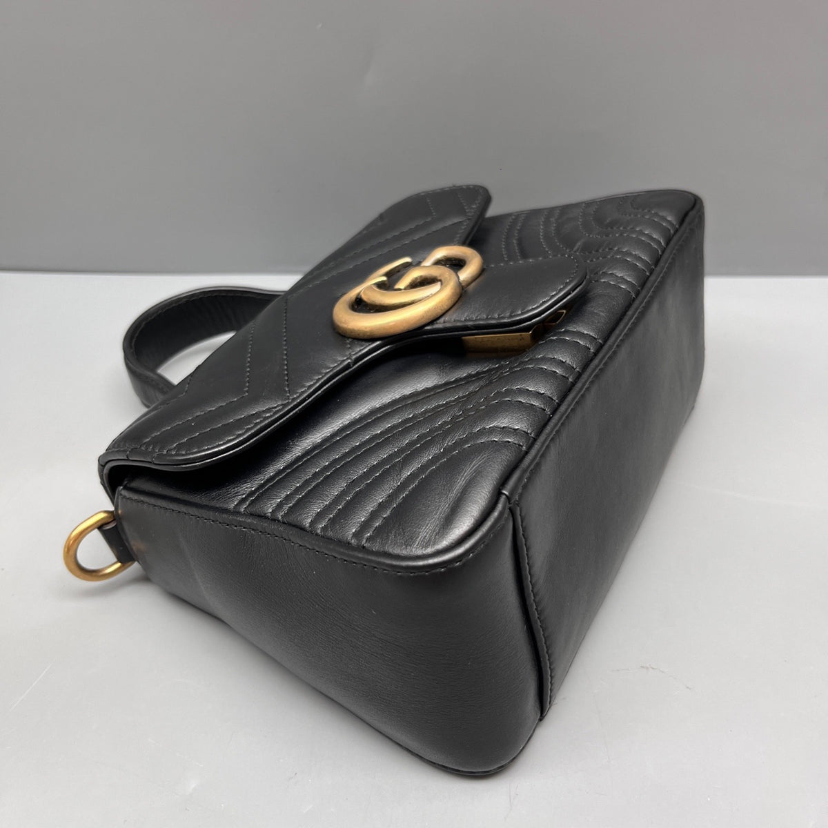 Gucci - Marmont Messenger - Leather - Black - (small)