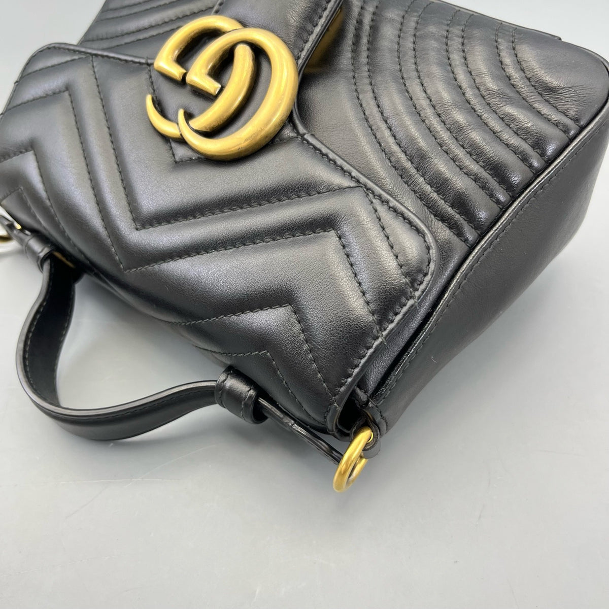 Gucci - Marmont Messenger Mini - Leather - Black - (mini)