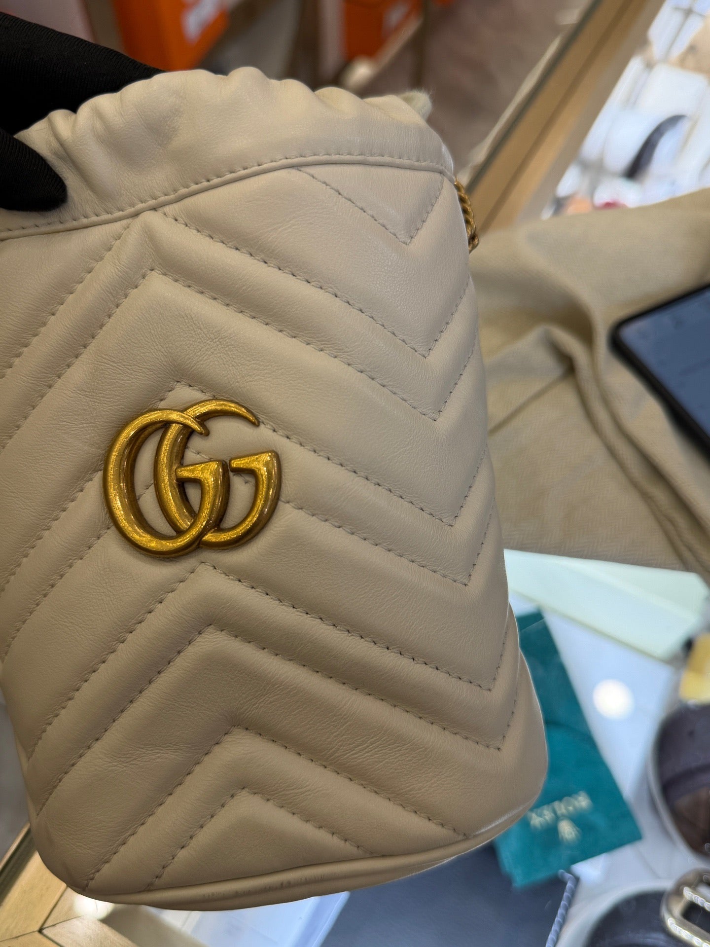 Gucci - Marmont Mini Bucket Bag - Leather - White - (mini)