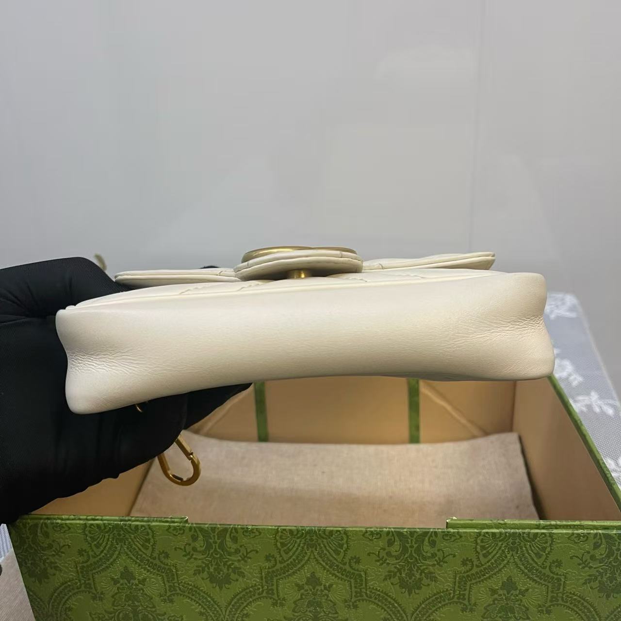 Gucci - Marmont Mini Shoulder Bag - Matelassé leather - White - (mini)