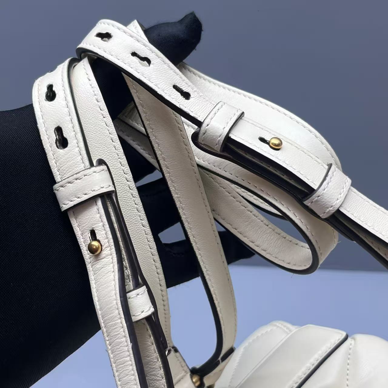 Gucci - Marmont Puffer Backpack - Matelassé leather - White - (mini)