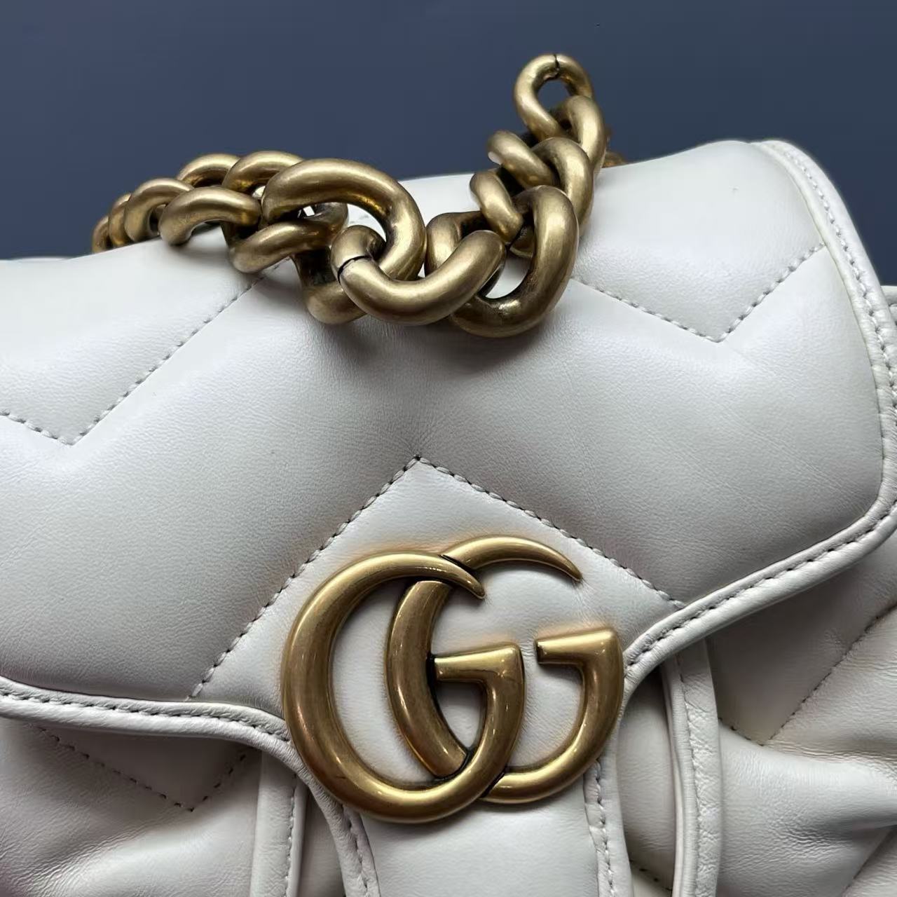 Gucci - Marmont Puffer Backpack - Matelassé leather - White - (mini)