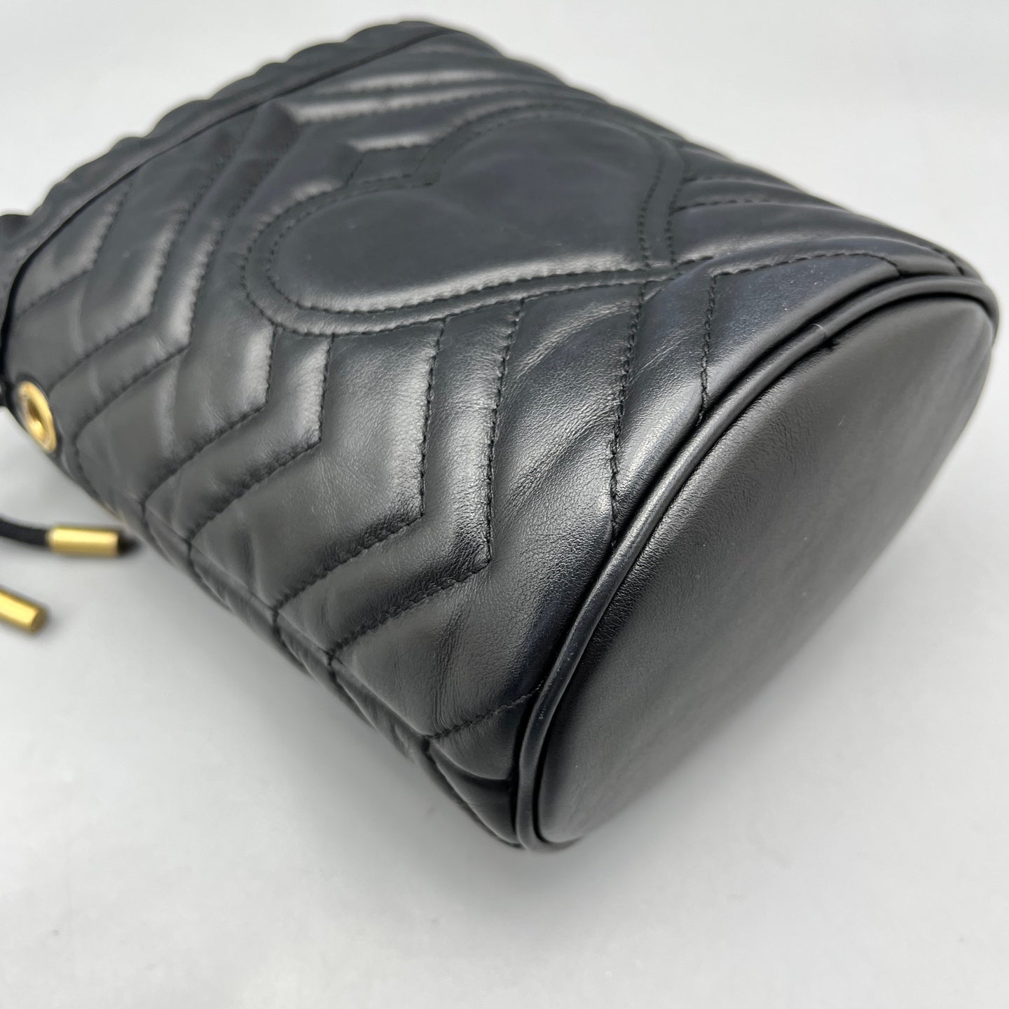 Gucci - Marmont Small Bucket Bag - Leather - Black - (mini)