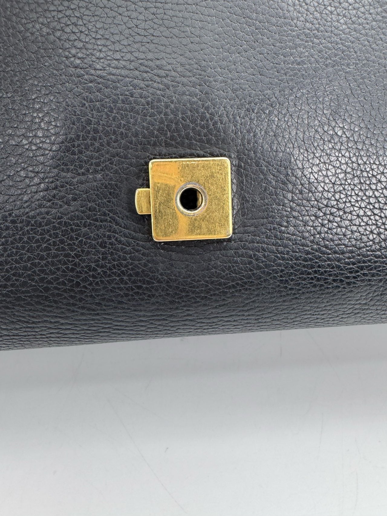 Gucci - Marmont Top Handle Bag - Grained Leather - Black - (Large)