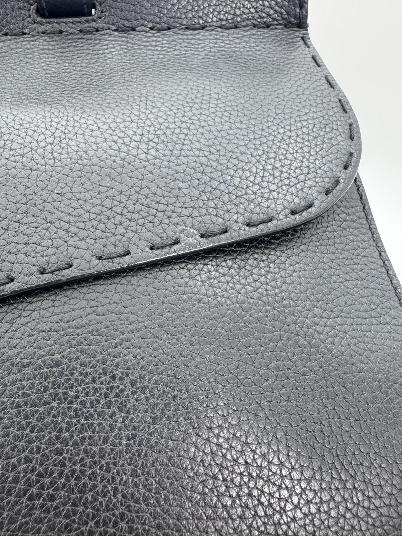 Gucci - Marmont Top Handle Bag - Grained Leather - Black - (Large)