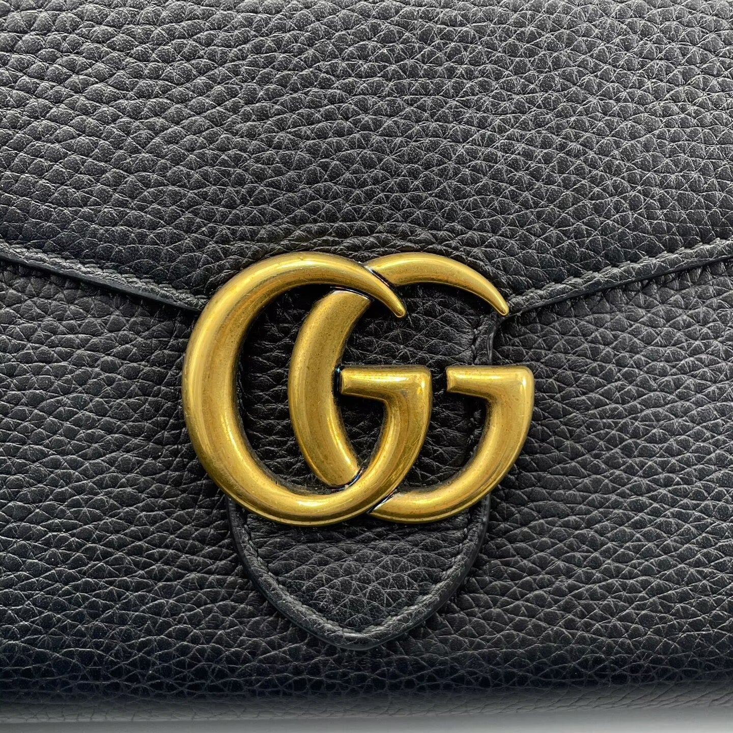 Gucci - Marmont Wallet On Chain - Grained leather - Black with Gold-Tone Hardware - (Mini)