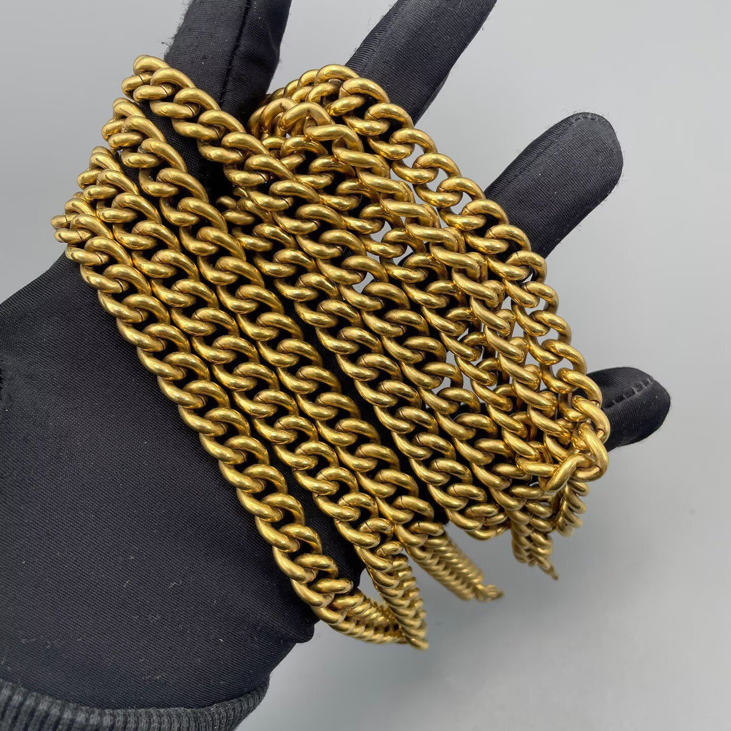 Gucci - Marmont Wallet On Chain - Grained leather - Black with Gold-Tone Hardware - (Mini)
