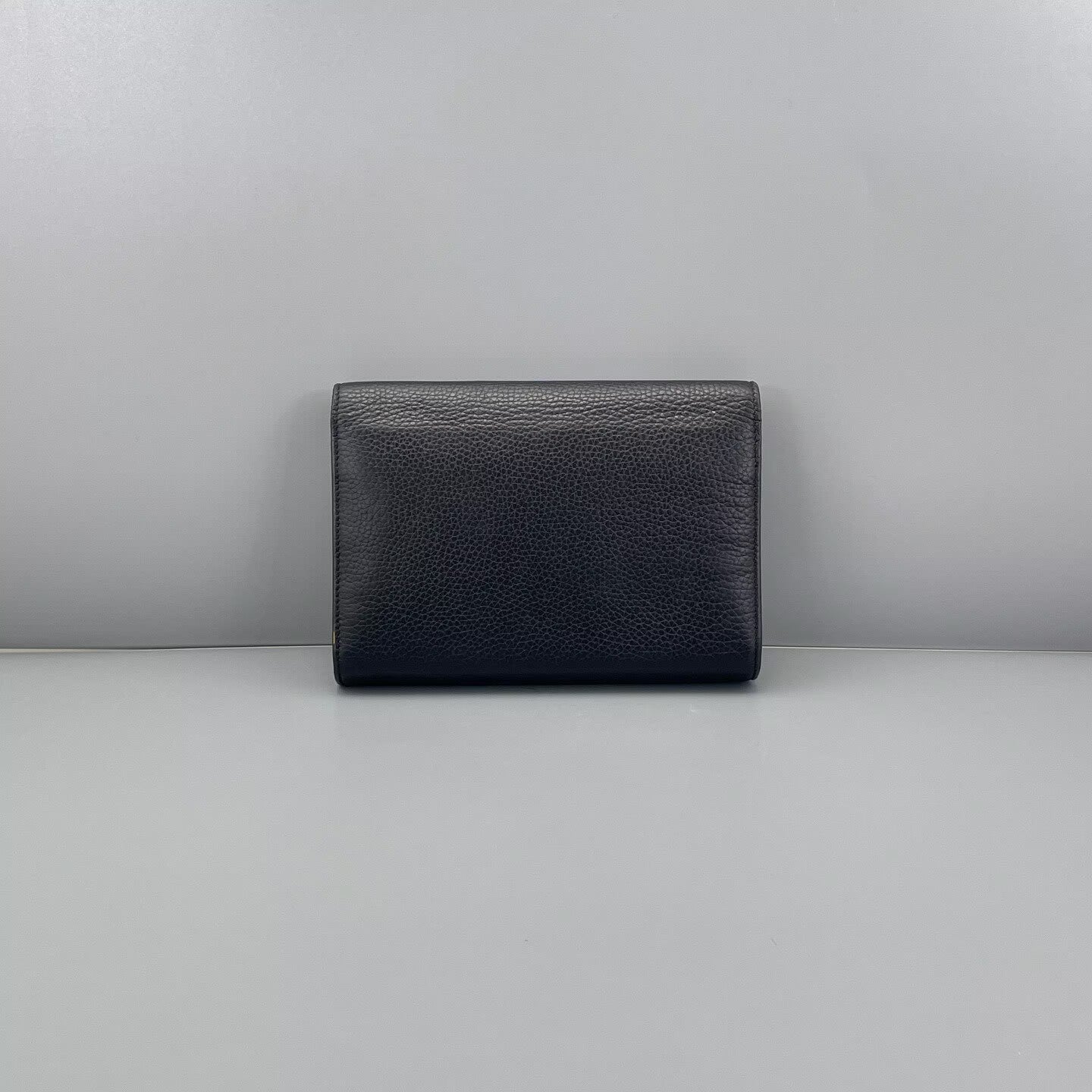Gucci - Marmont Wallet On Chain - Grained leather - Black with Gold-Tone Hardware - (Mini)