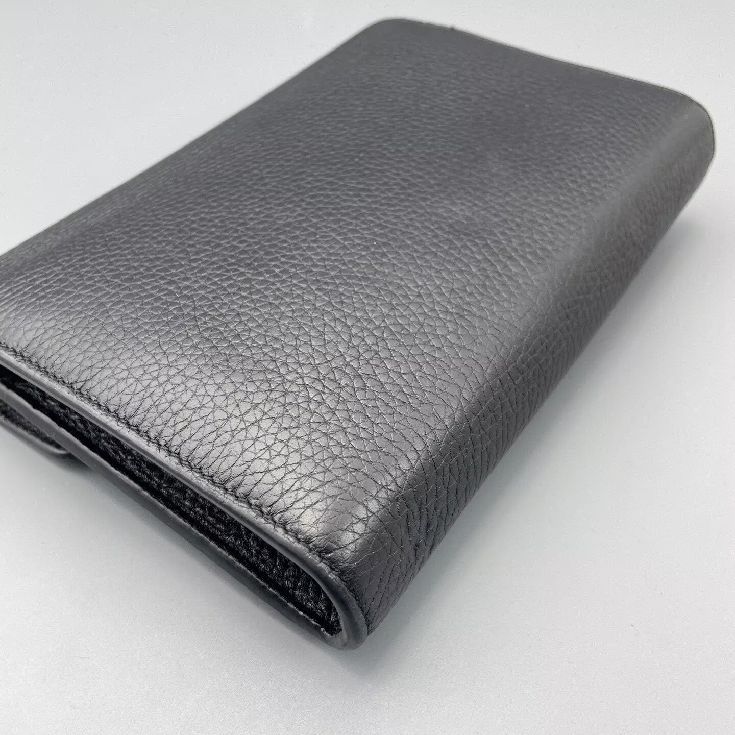 Gucci - Marmont Wallet On Chain - Grained leather - Black with Gold-Tone Hardware - (Mini)