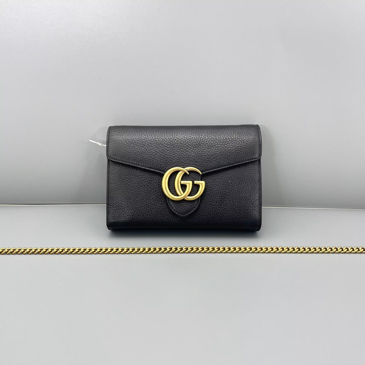 Gucci - Marmont WOC (Wallet on Chain) - Grained leather - Black with Gold-Tone Hardware - (mini)