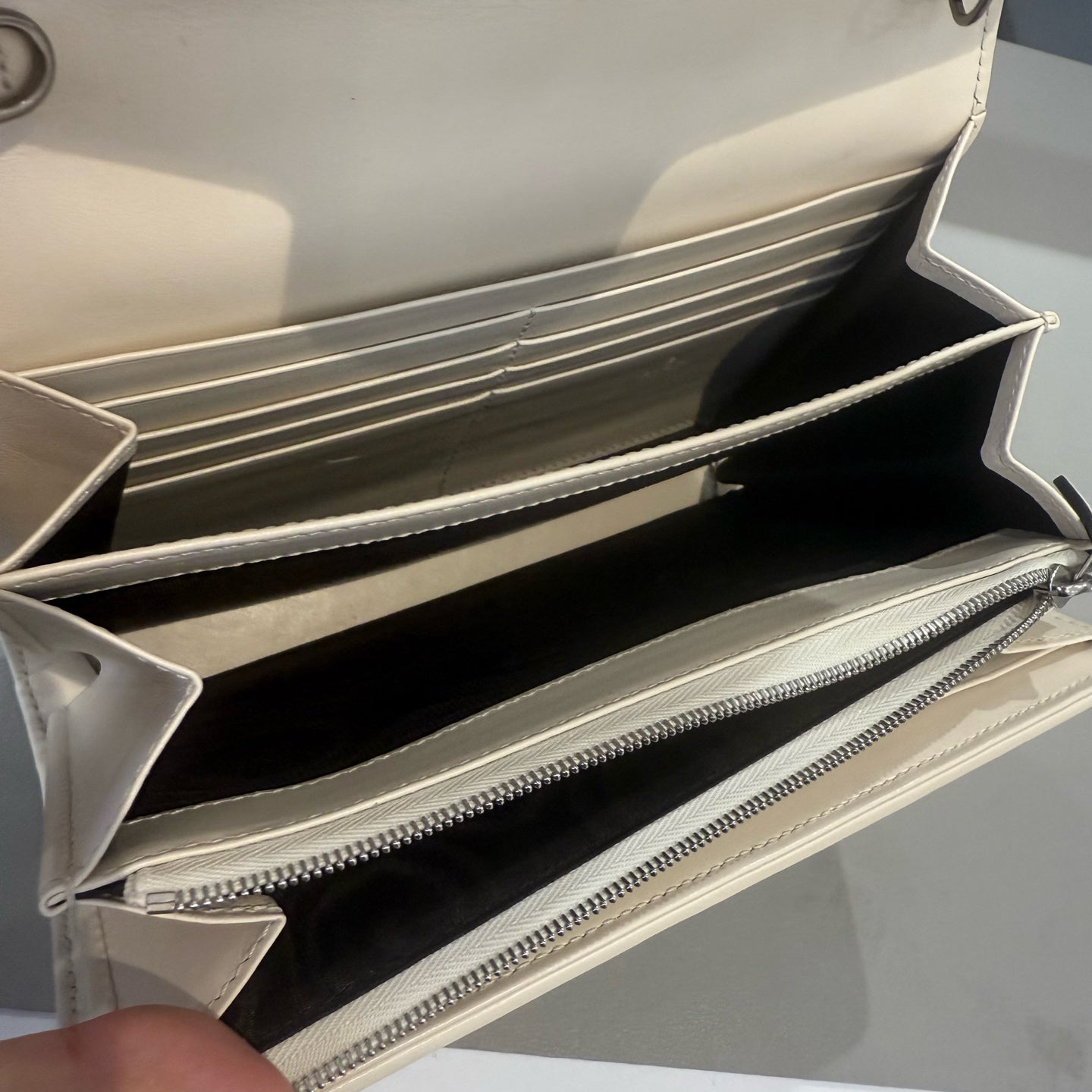 Gucci - Marmont WOC (Wallet on Chain) - Leather - White - (mini)