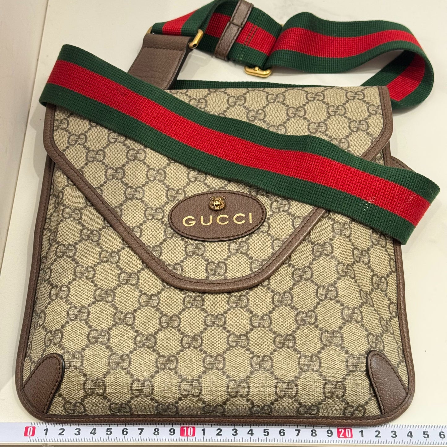 Gucci - Neo Vintage GG Supreme Messenger Bag with Tiger Head - Coated canvas and leather - Beige - (medium)