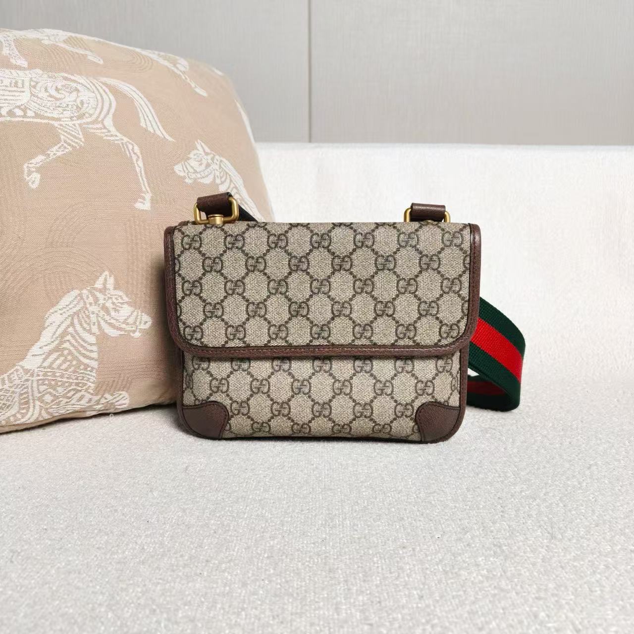 Gucci - Neo Vintage Small Tiger Head Messenger Bag - GG Supreme canvas with leather trim - Beige and Brown with Red and Green accents - (Small)