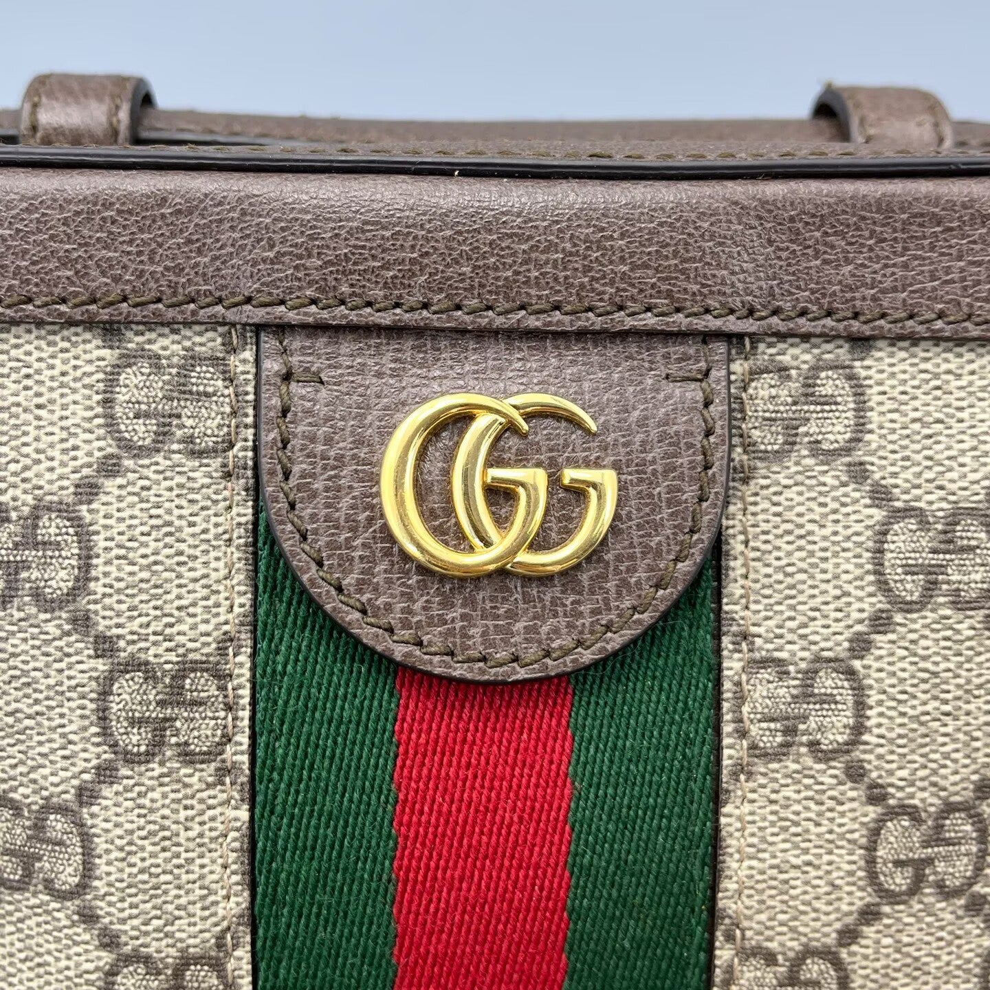 Gucci - Ophidia Box Bag Mini - GG Supreme coated canvas with grained leather trim - Ebony with red and green Web stripe - (mini)