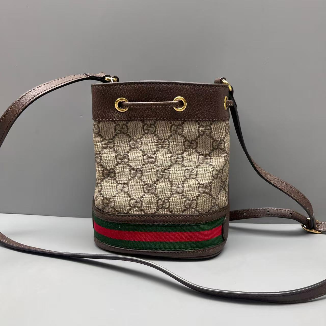 Gucci - Ophidia Drawstring Bucket Bag - GG Supreme canvas with leather trim - Beige and Brown with Red and Green Web - (mini)