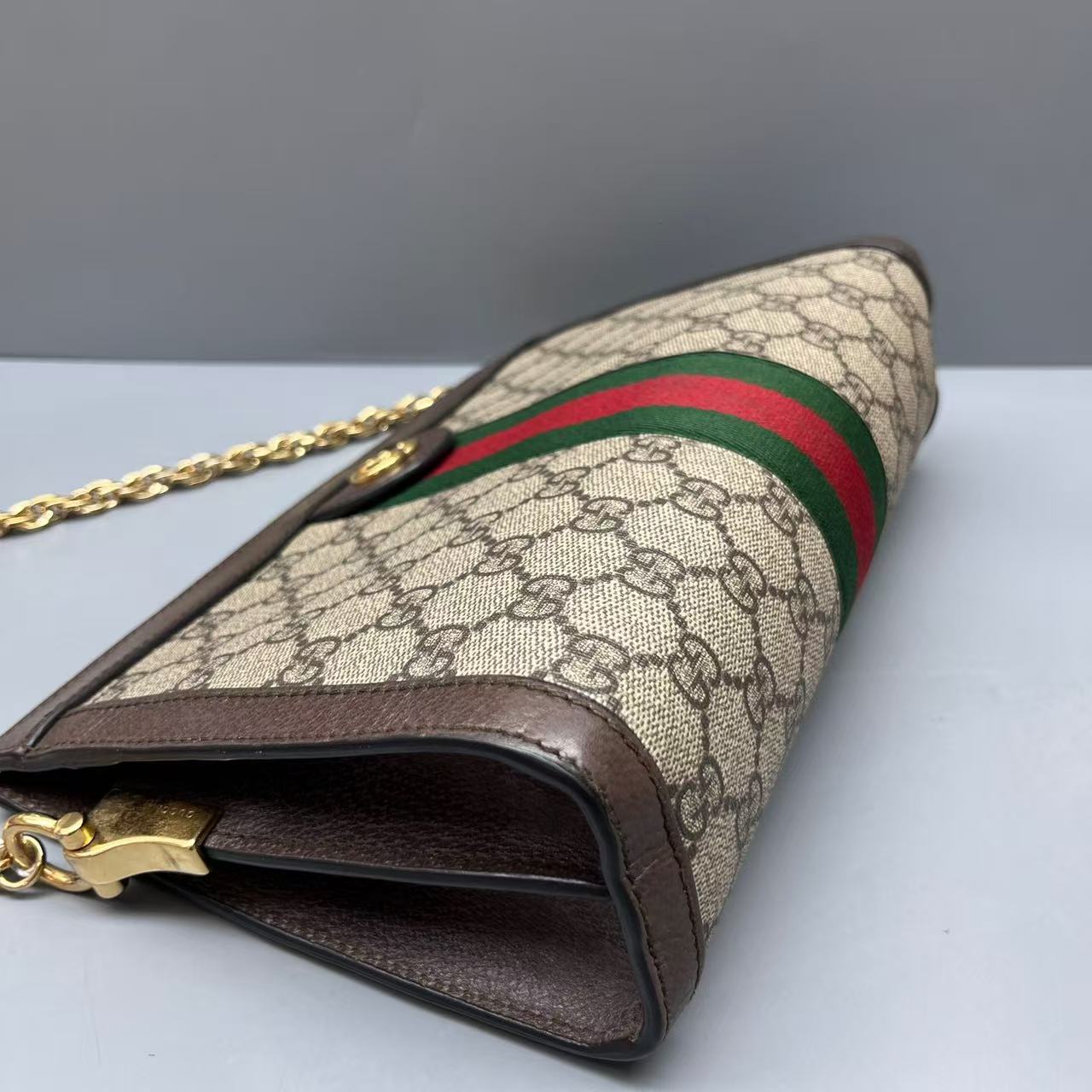 Gucci - Ophidia GG Supreme Small Shoulder Bag - Coated canvas with leather trim and fabric lining - Beige and ebony GG Supreme canvas with brown leather trim, green and red Web stripe - (Small)