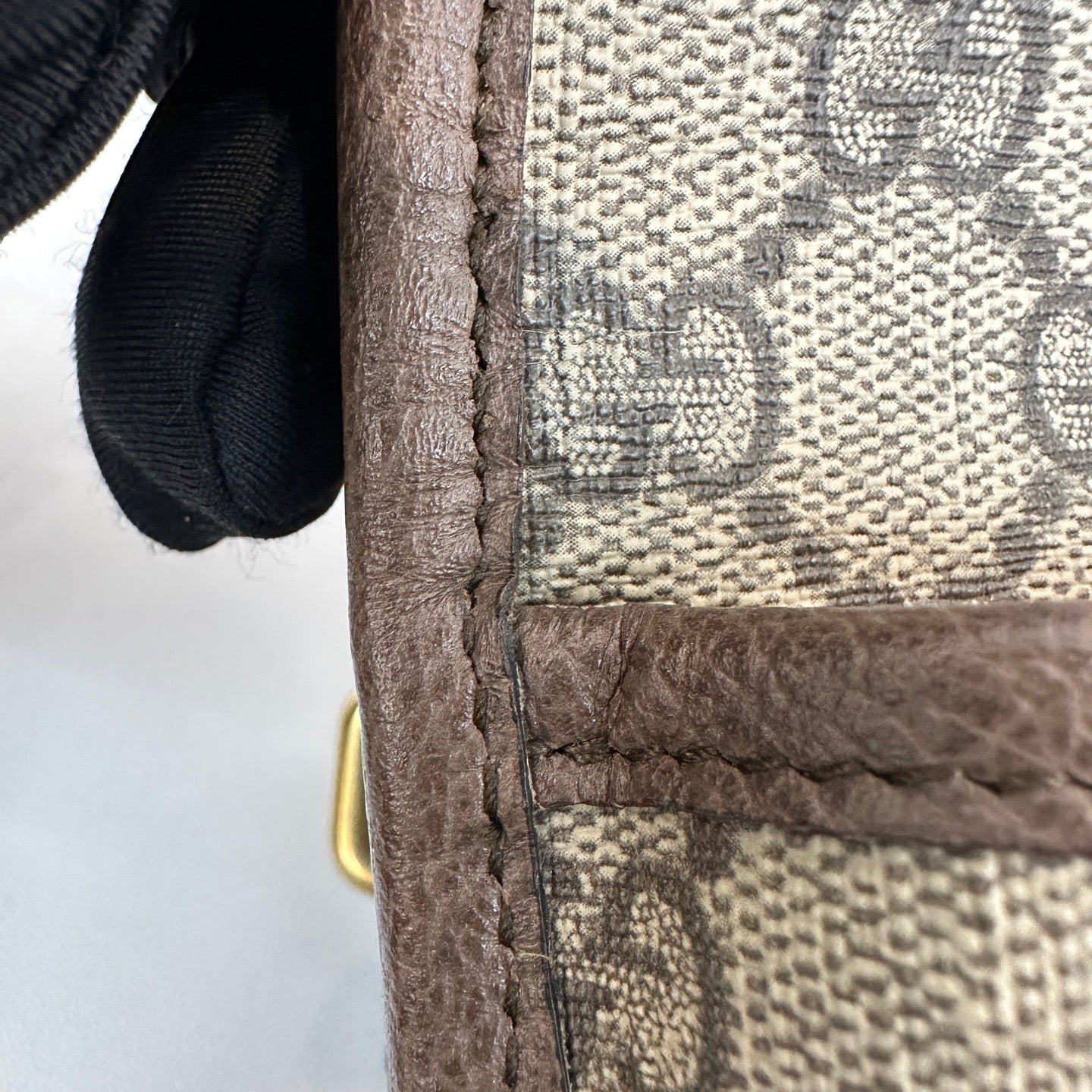 Gucci - Ophidia GG Supreme Tiger Head Belt Bag - GG Supreme canvas with leather trim - Beige and ebony with brown leather and green/red Web stripe - (Small)