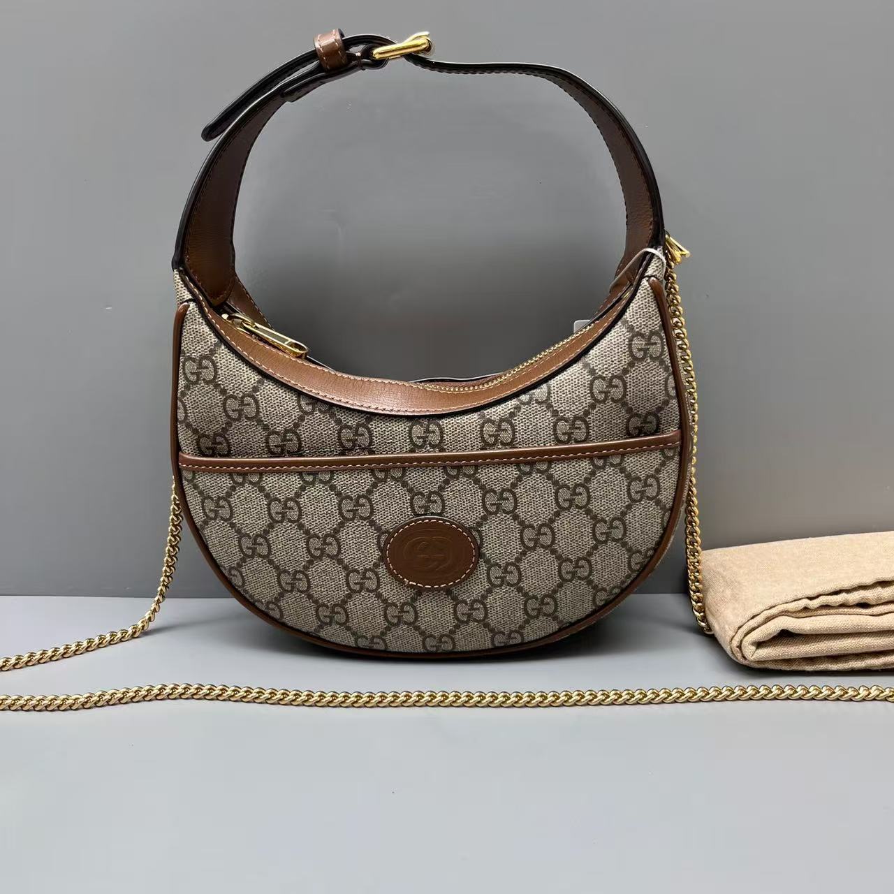 Gucci - Ophidia Half-Moon Shoulder Bag - GG Supreme coated canvas with brown leather trim - Beige and Brown - (small)