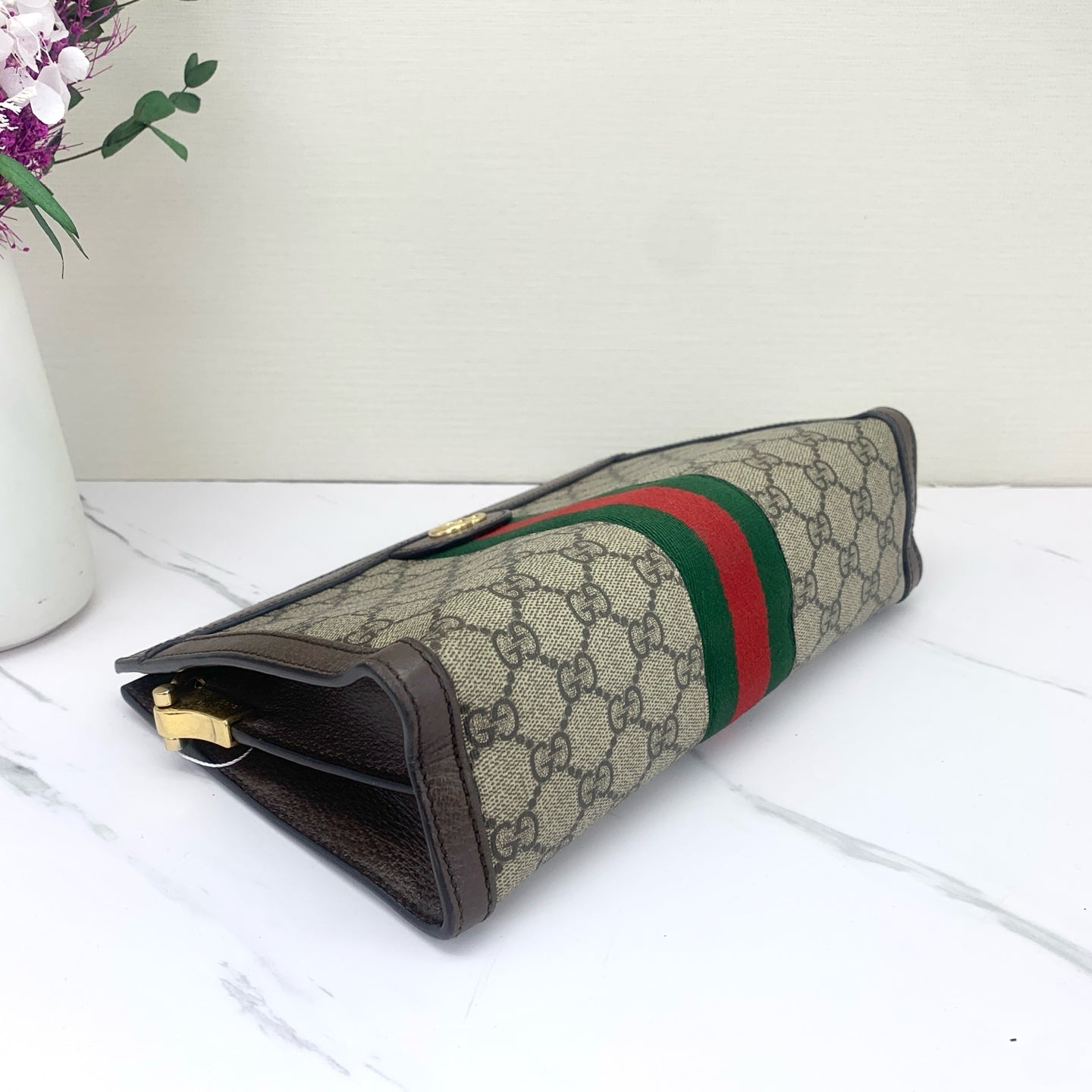 Gucci - Ophidia Monogram Clip Bag Small - GG Supreme canvas with brown leather trim - Beige and ebony with brown, green, and red accents - (small)