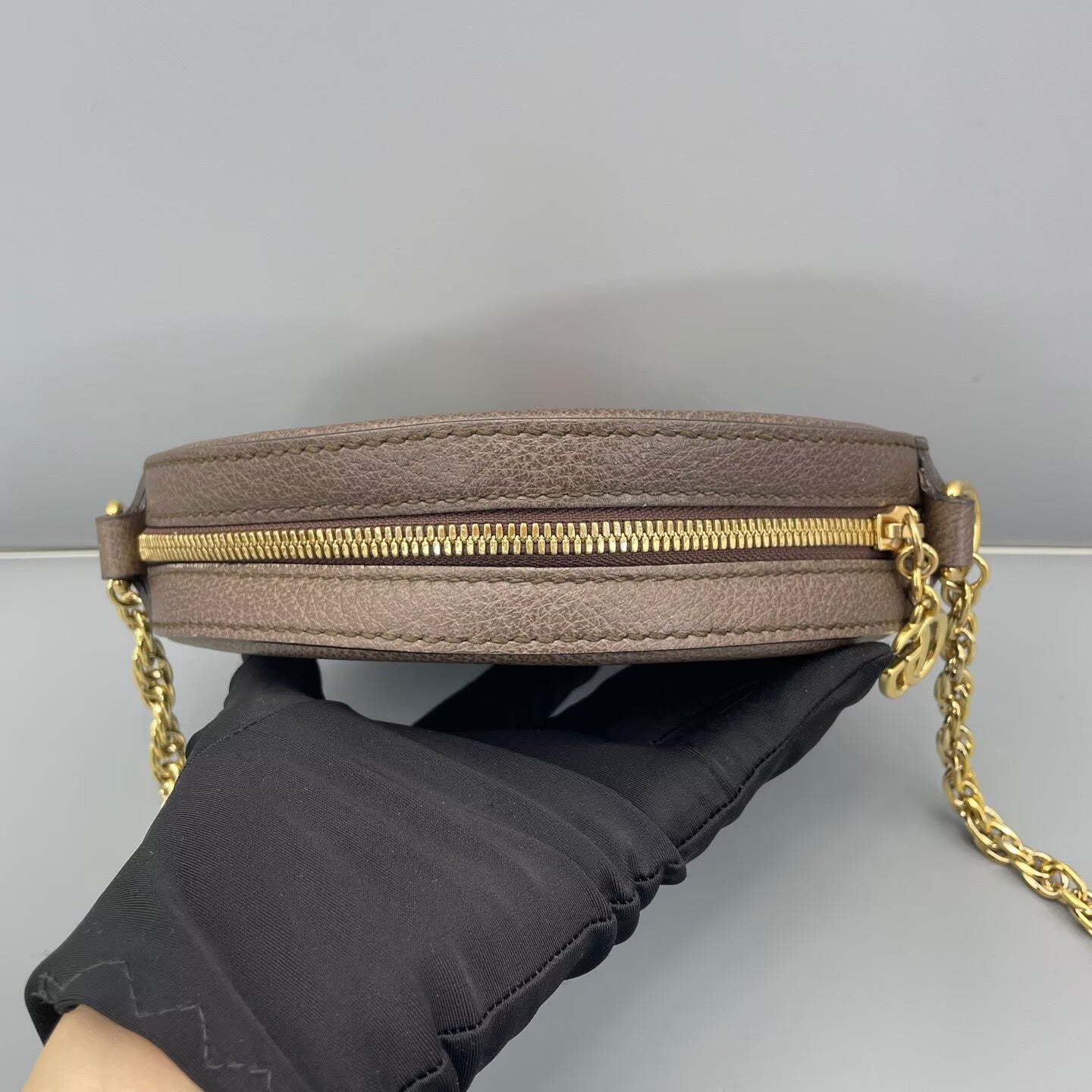 Gucci - Ophidia Round Mini Shoulder Bag - GG Supreme canvas with grained leather trim - Beige and Brown with Green and Red Web Stripe - (Mini)